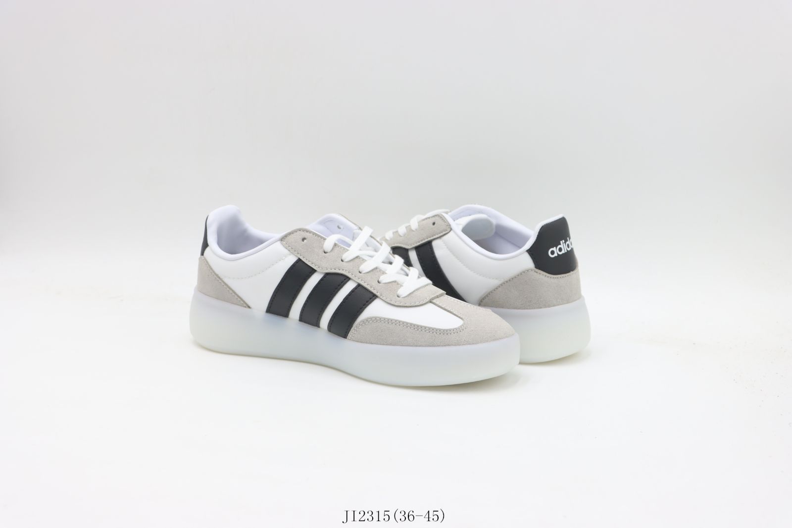 【今日特価】アディダス Adidas スケートシューズ JI2315 ホワイト & ブラック-MM輸入2 【今日特価】アディダス Adidas スケートシューズ JI2315 ホワイト & ブラック-MM輸入2