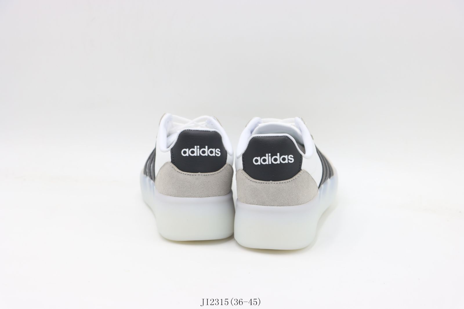 【今日特価】アディダス Adidas スケートシューズ JI2315 ホワイト & ブラック-MM輸入2 【今日特価】アディダス Adidas スケートシューズ JI2315 ホワイト & ブラック-MM輸入2
