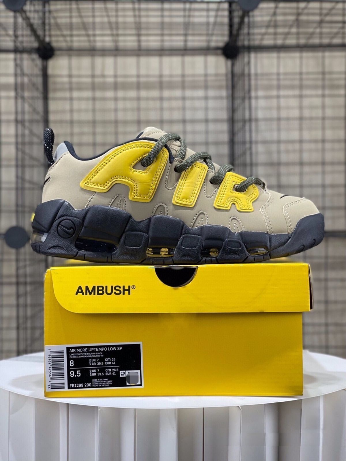 お値下げしました??即購入?? NIKE ナイキ AMBUSH AIR MORE UPTEMPO LOw SP スニーカー FB1299-200 箱付-MM輸入 お値下げしました??即購入?? NIKE ナイキ AMBUSH AIR MORE UPTEMPO LOw SP スニーカー FB1299-200 箱付-MM輸入