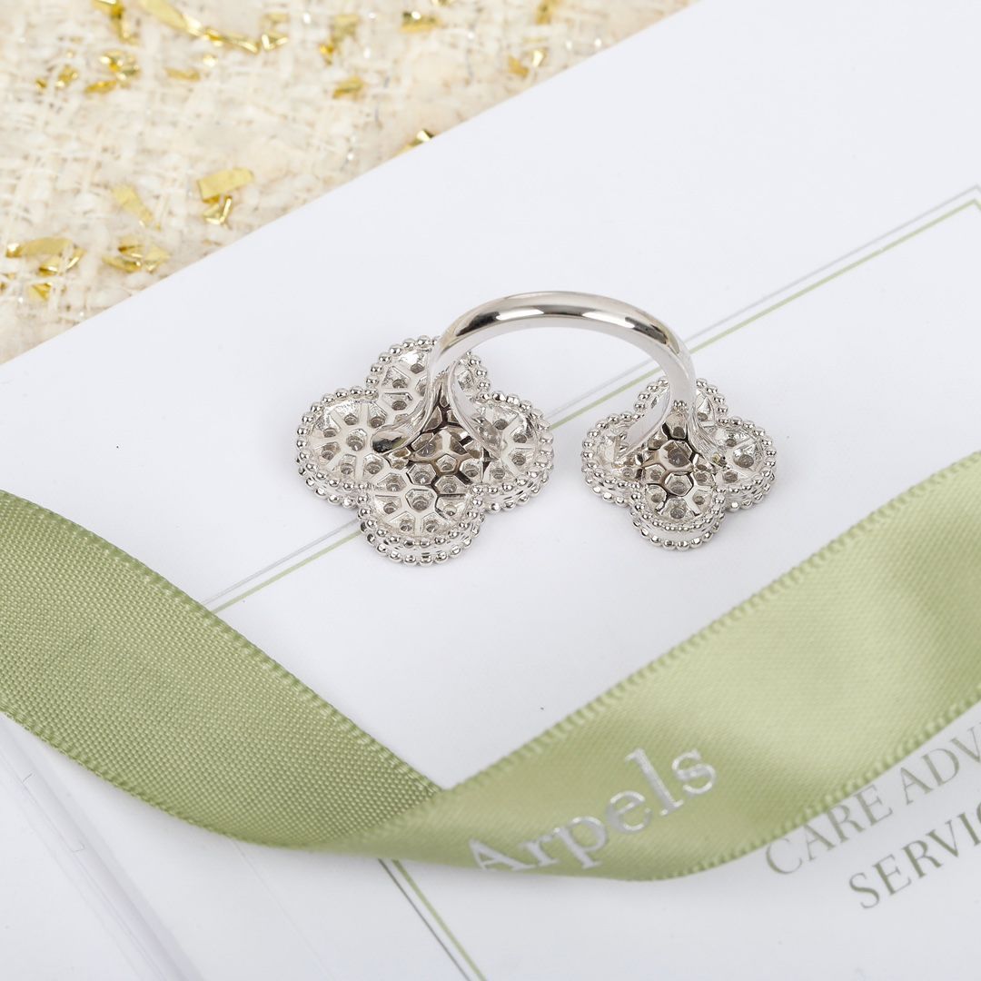 Van Cleef & Arpels オープンリング? マジック アルハンブラ フィンガー リング、オープンリング ホワイトゴールド｜本日限定特価｜新品未使用-MM輸入