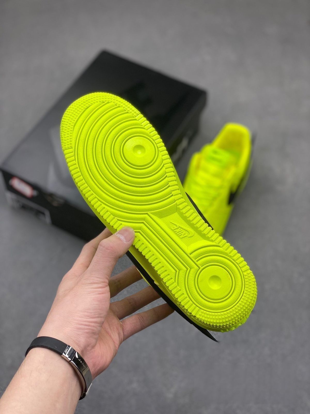 お値下げしました??即購入新品箱付?? AMBUSH x Nike Air Force 1 Low SPPhantomDV3464-019 ナイキ-MM輸入