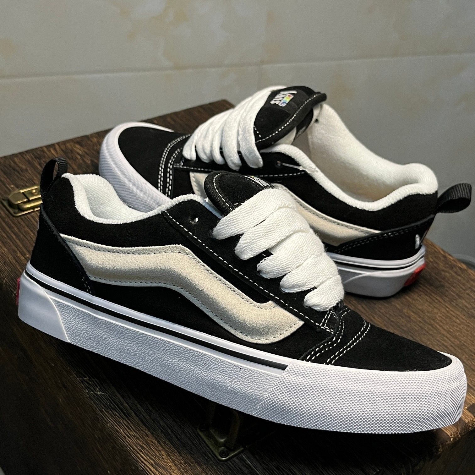 【今日特価】VANS x Imran Potato コラボレーション スニーカー!送料無料!在庫限定のお得な価格です!-MM輸入 【今日特価】VANS x Imran Potato コラボレーション スニーカー!送料無料!在庫限定のお得な価格です!-MM輸入