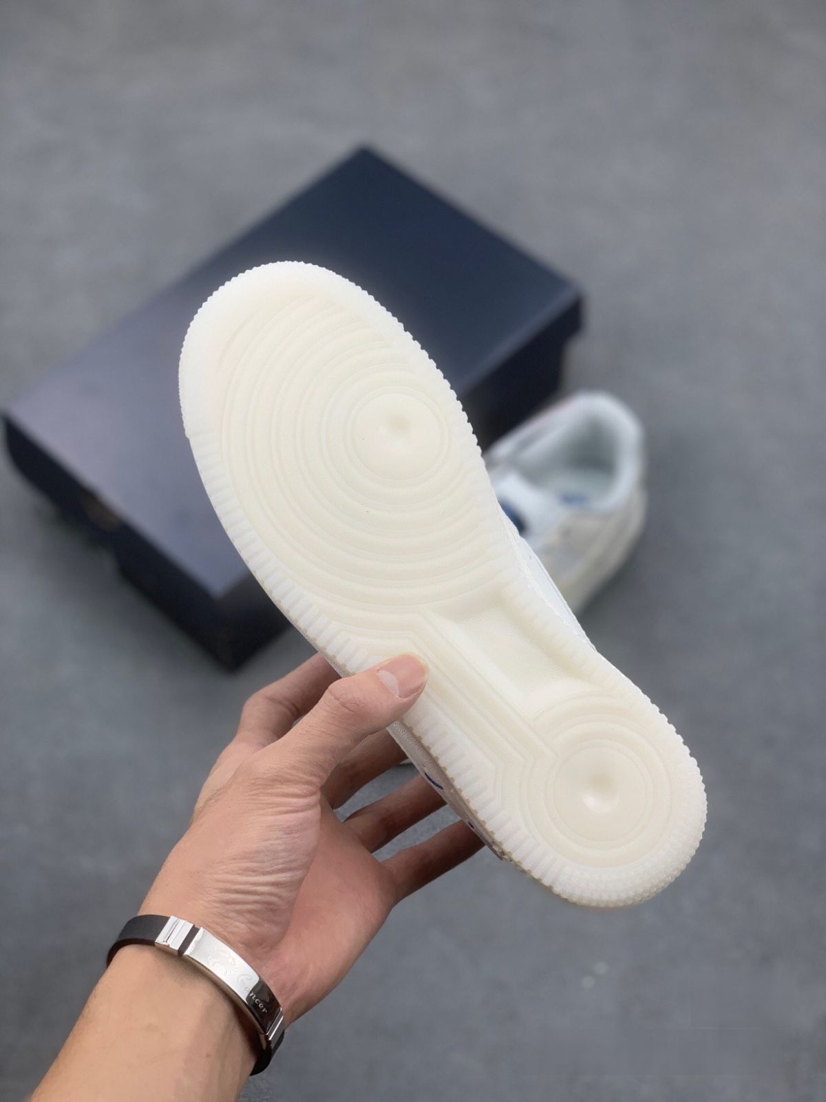 お値下げしました??即購入箱付新品?? Nike Air Force 1 Low 男女兼用 ナイキ-MM輸入
