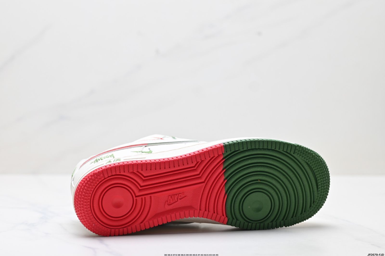 Nike Air Force 1 '07 LV8, the low - top, all - match, casual and sporty skate shoes of Air Force One.-MM輸入 Nike Air Force 1 '07 LV8, the low - top, all - match, casual and sporty skate shoes of Air Force One.-MM輸入