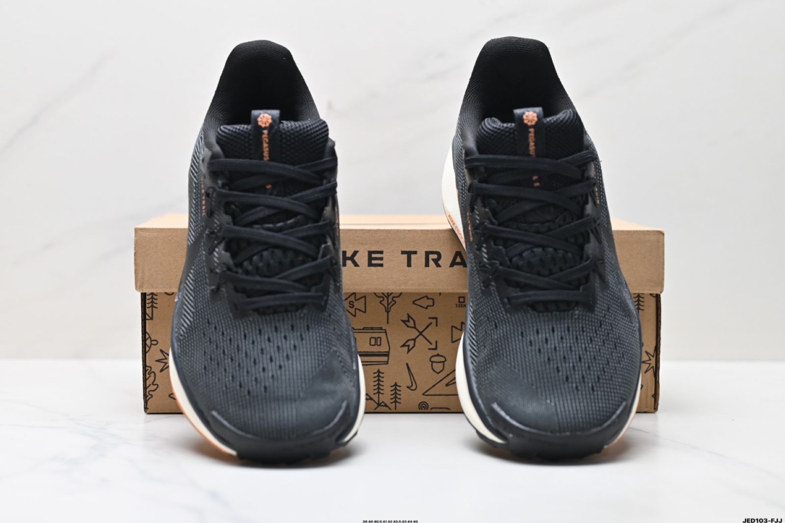 ナイキ（Nike） REACTX ペガサス トレイル 5 GTX クロスカントリーランニングシューズ。-MM輸入1