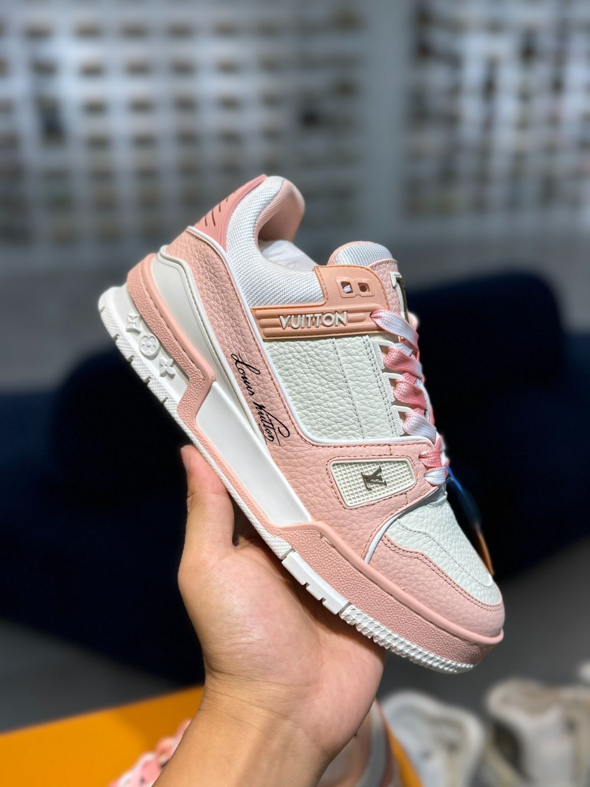 Louis Vuitton Trainer 配色 - ピンクのライチ柄｜本日限定特価｜新品未使用-MM輸入2
