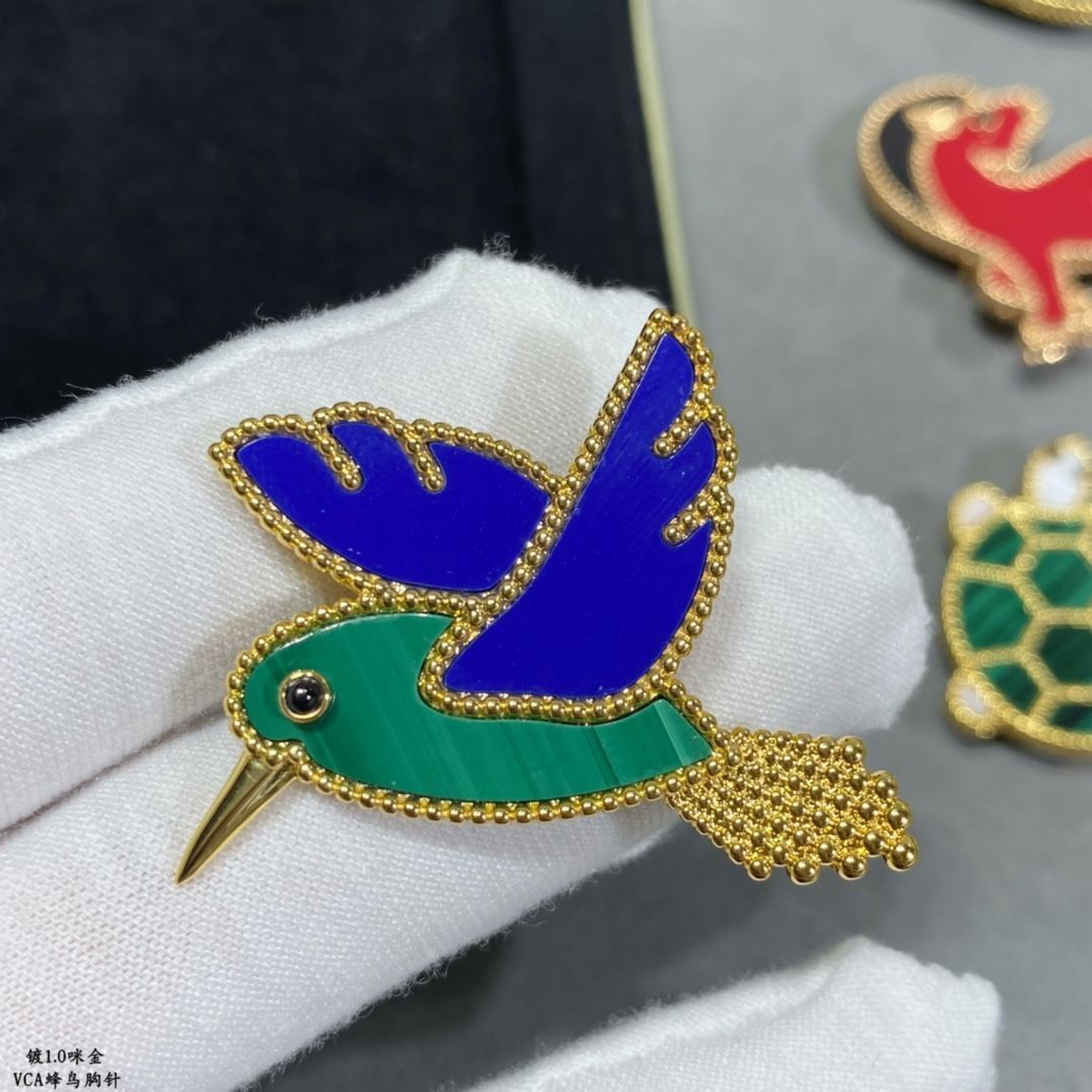 [Van Cleef & Arpels] アニマル ブローチ - マルチユースデザイン | ヴァン クリーフ & アーペル レディースジュエリー｜本日限定特価｜新品未使用-MM輸入