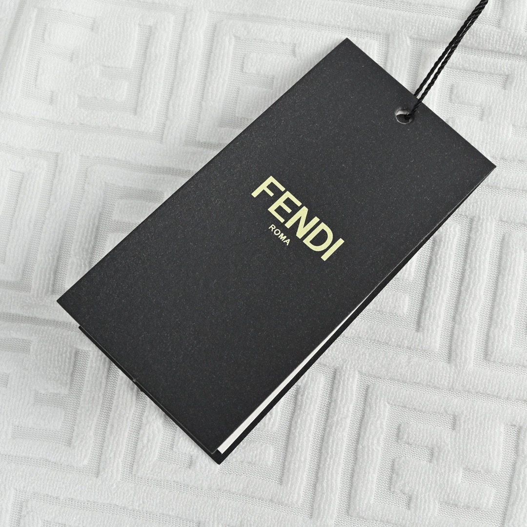 【今日特価】Fendi / フェンディ 25ss ダブル F タオル生地ジャカード T シャツ