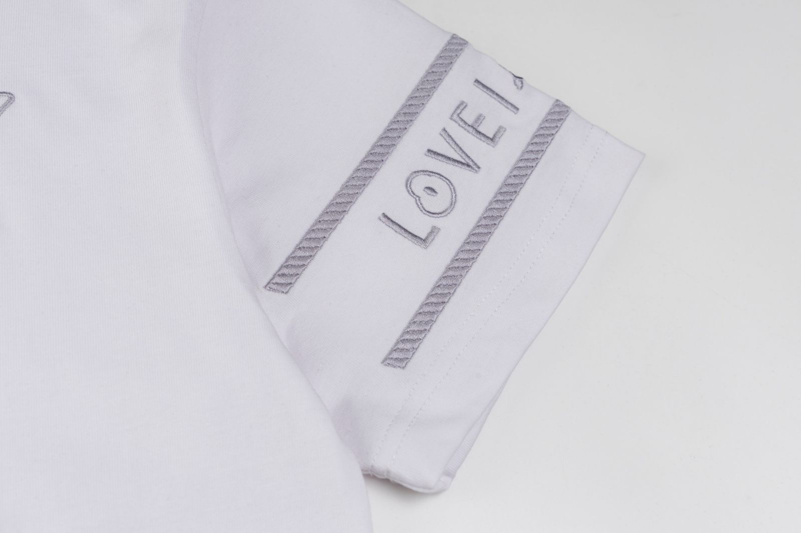 【今日特価】Louis Vuitton/LV ルイヴィトン 25SS 刺繍ロゴ ショートスリーブ