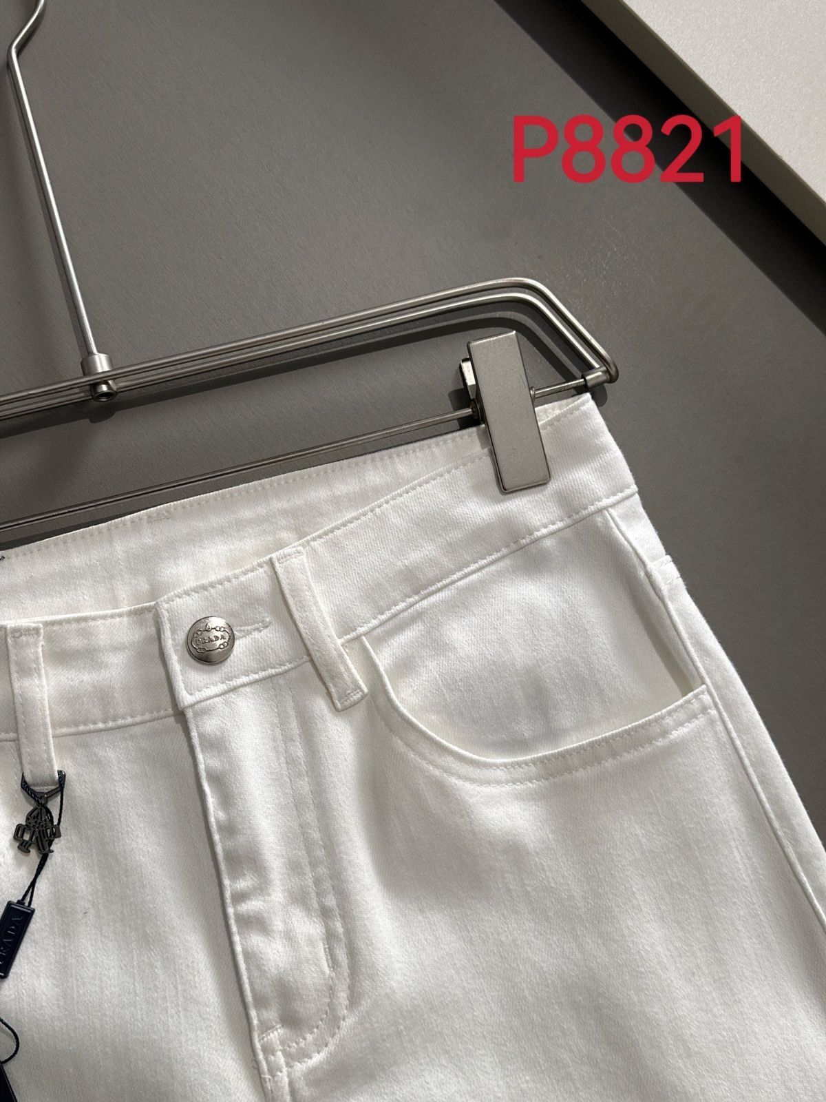 【今日特価】Prada 2025 シーズンレス ニュースリムフィット ジーンズ