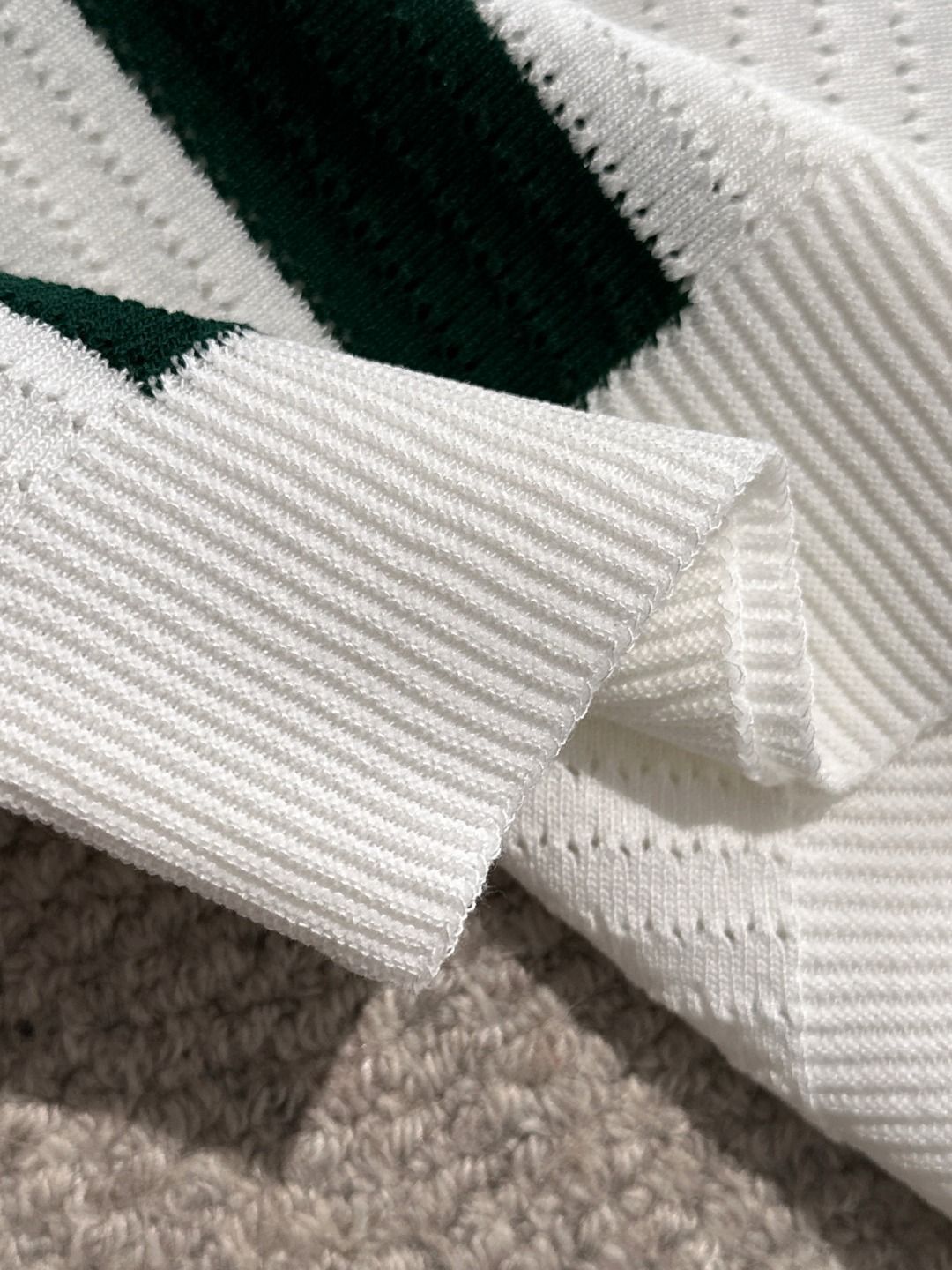 【今日特価】Burberry 2025SS メンズポロシャツ 【今日特価】Burberry 2025SS メンズポロシャツ