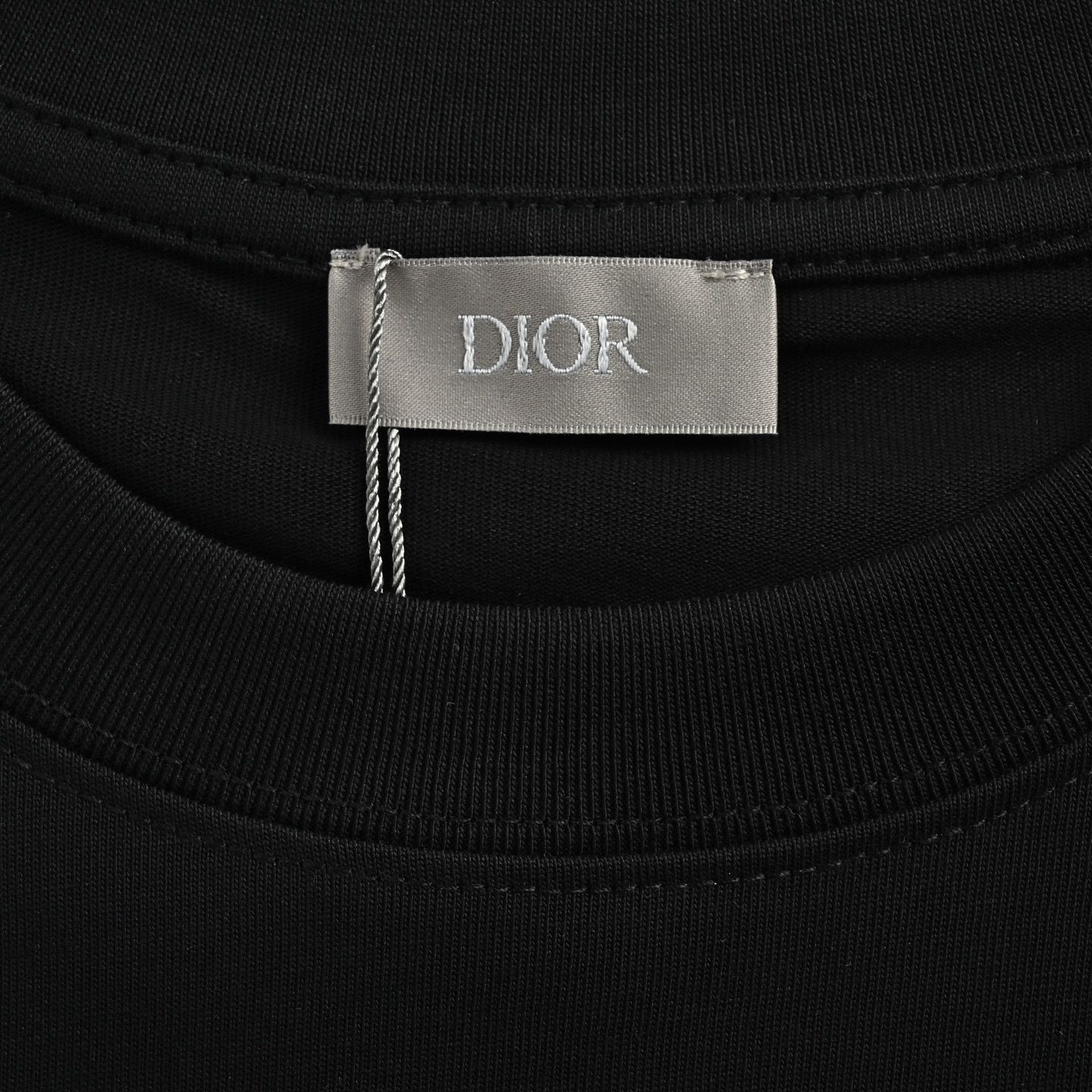 【今日特価】Dior 25ss 刺繍ロゴアルファベット T シャツ 【今日特価】Dior 25ss 刺繍ロゴアルファベット T シャツ