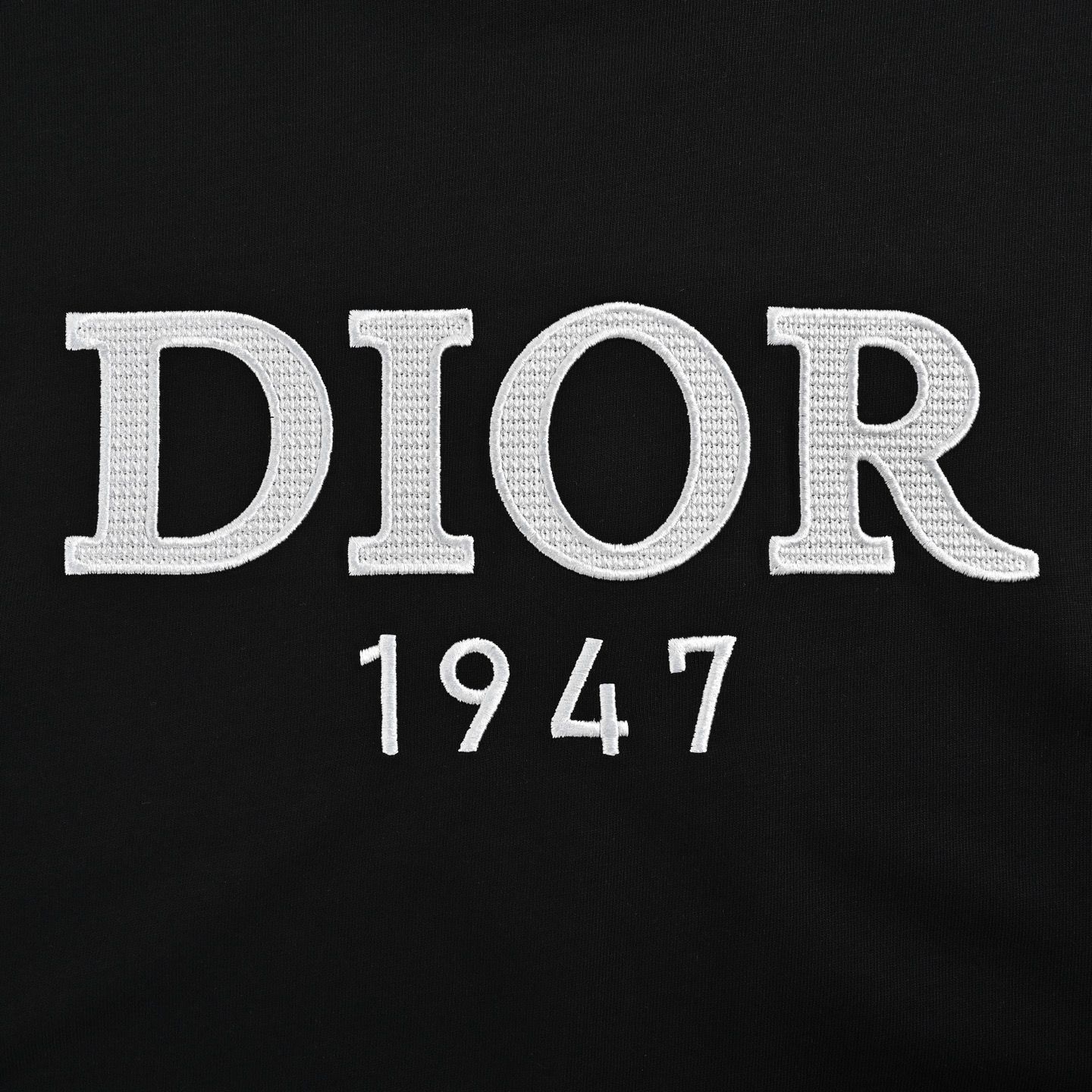 【今日特価】Dior 25ss 刺繍ロゴアルファベット T シャツ 【今日特価】Dior 25ss 刺繍ロゴアルファベット T シャツ