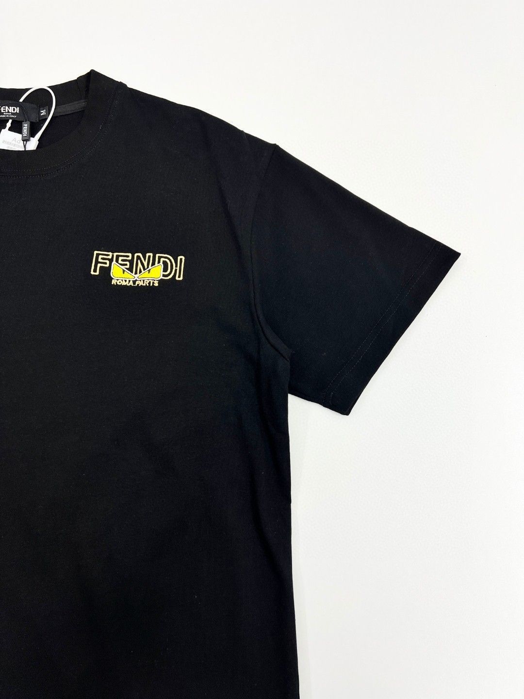 【今日特価】FENDI 2025SS 重刺繍 LOGO ショートスリーブ