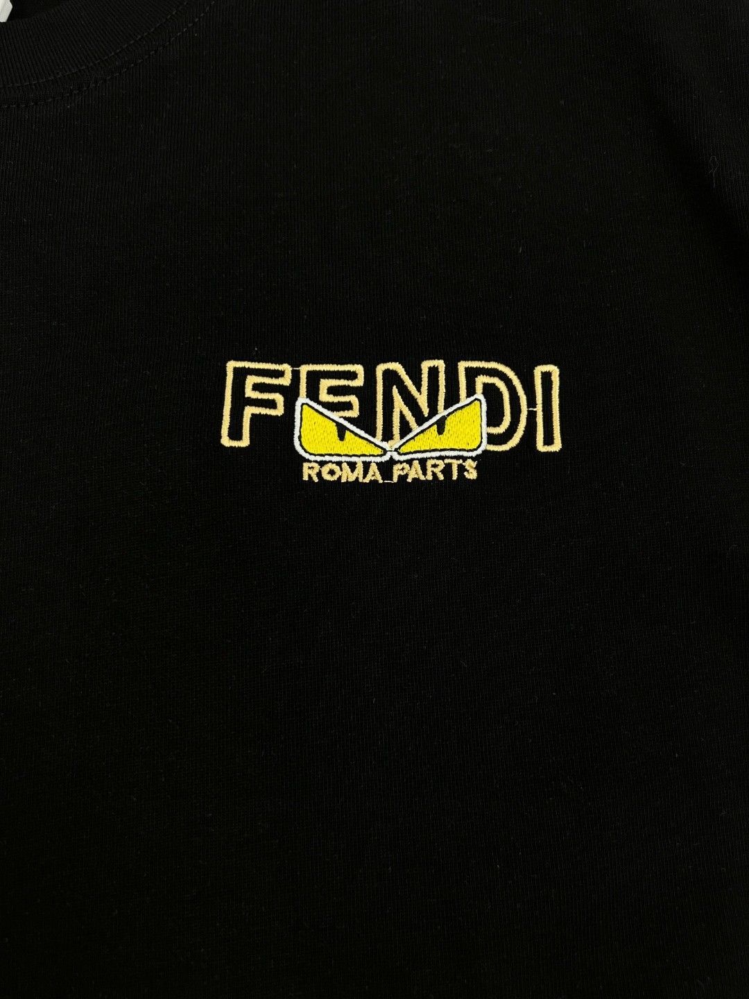 【今日特価】FENDI 2025SS 重刺繍 LOGO ショートスリーブ