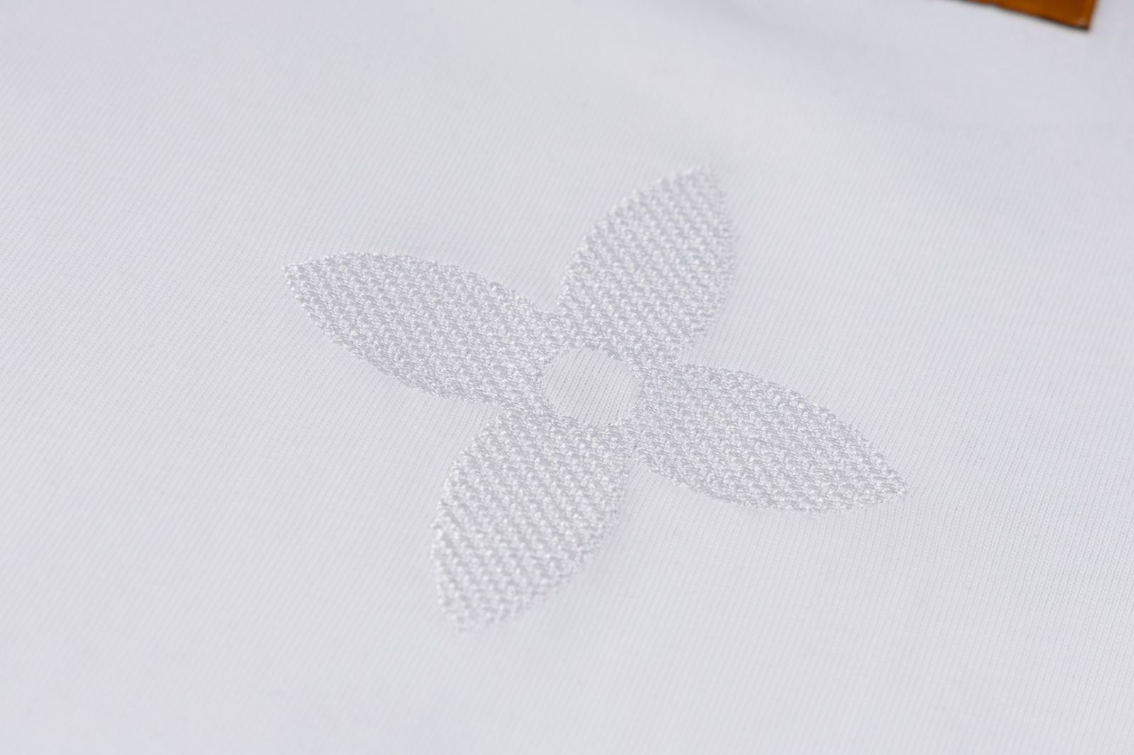 【今日特価】Louis Vuitton LV ルイヴィトン 25ss プレミアム刺繍 T シャツ