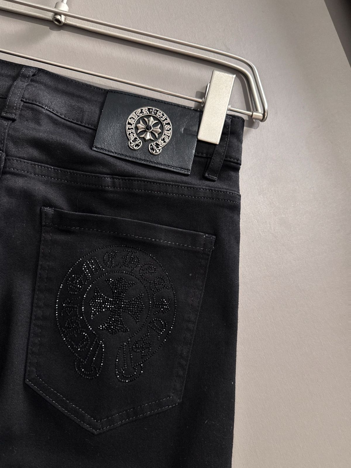 【今日特価】Chrome Hearts 2025 夏 ホットフィックス 修身ジーンズ 【今日特価】Chrome Hearts 2025 夏 ホットフィックス 修身ジーンズ