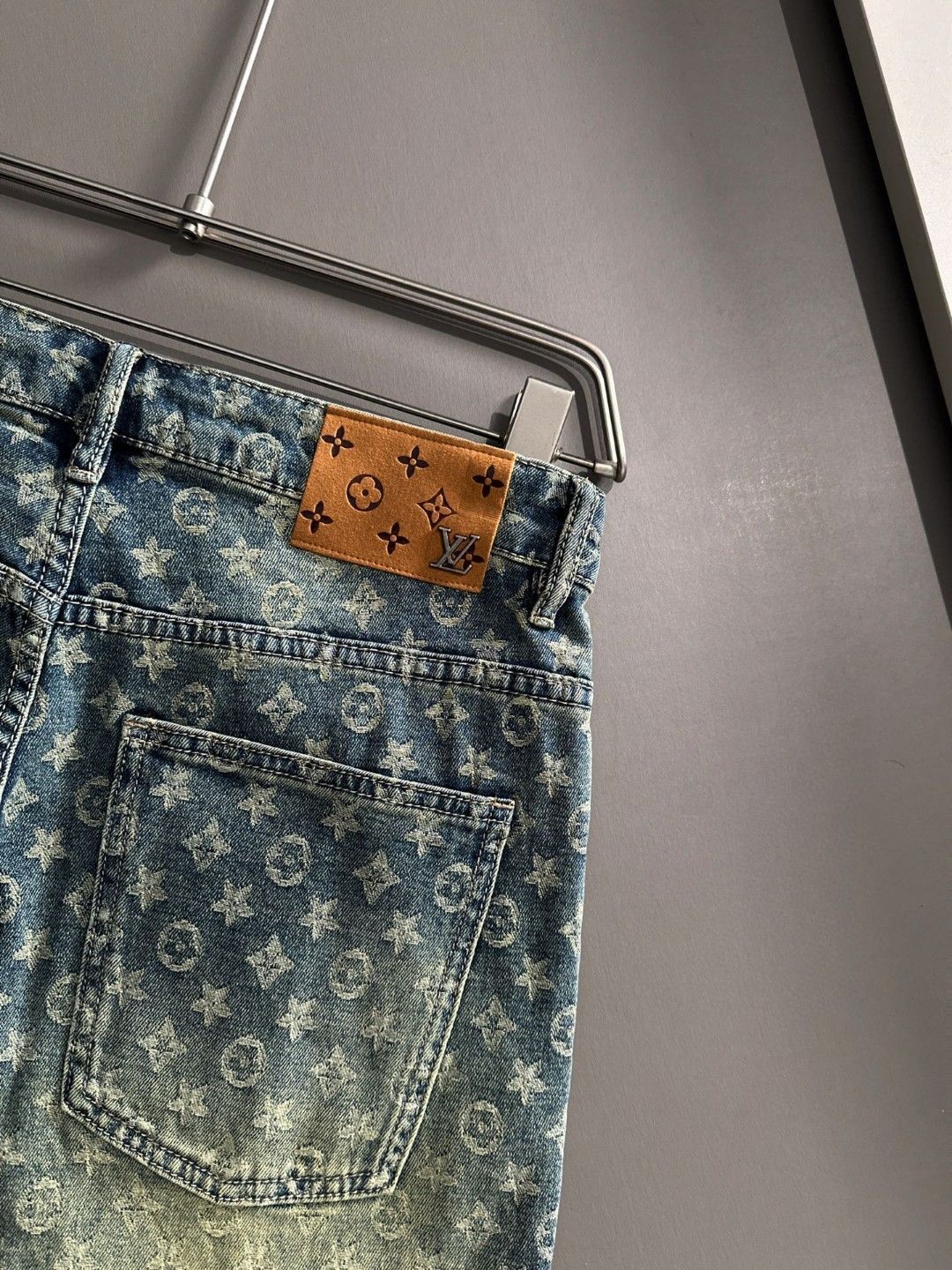 【今日特価】LV 2025SS デニムショートパンツ（日本産デニム使用