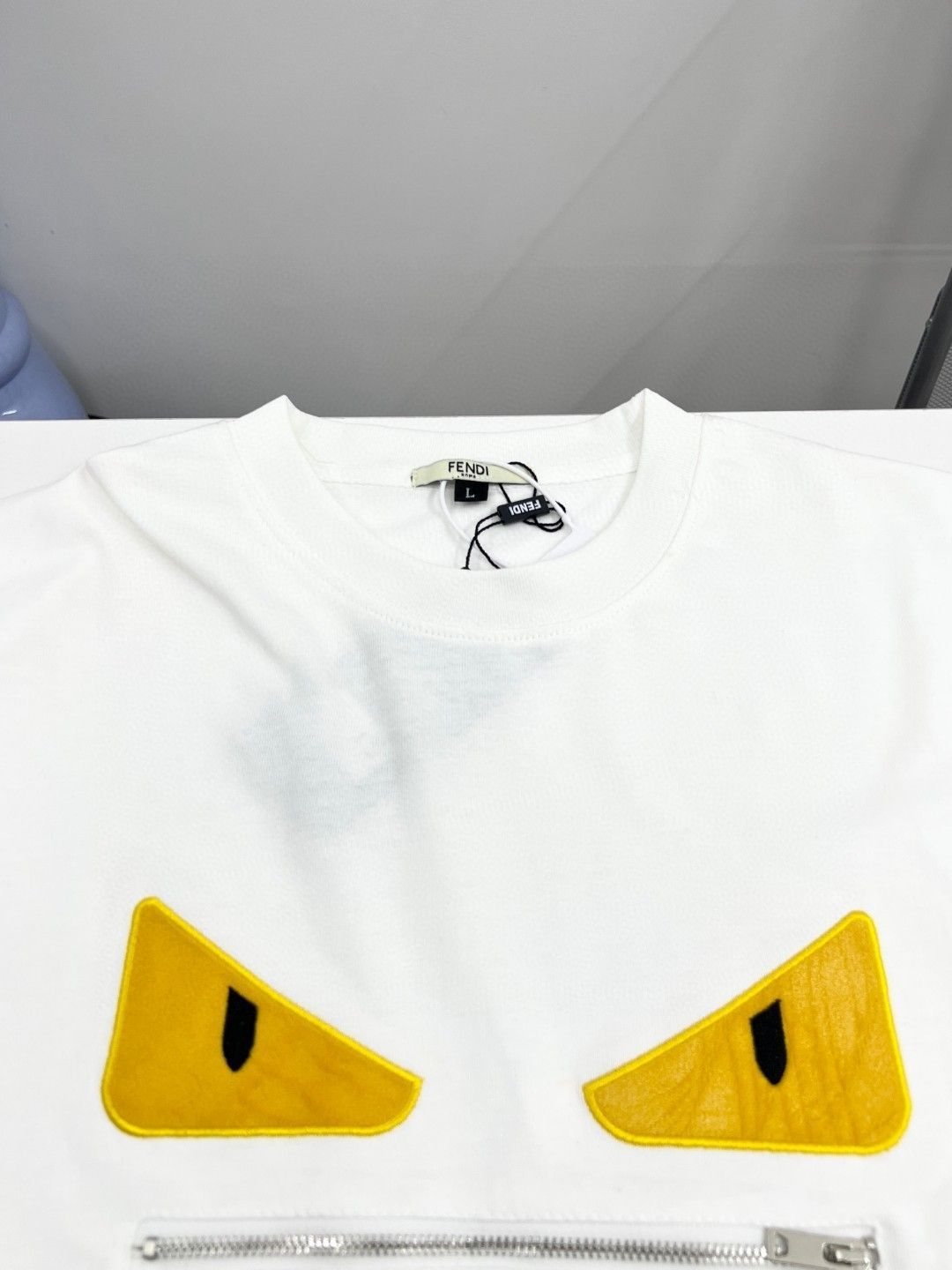 【今日特価】FENDI 25SS 刺繍 LOGO ショートスリーブ 【今日特価】FENDI 25SS 刺繍 LOGO ショートスリーブ
