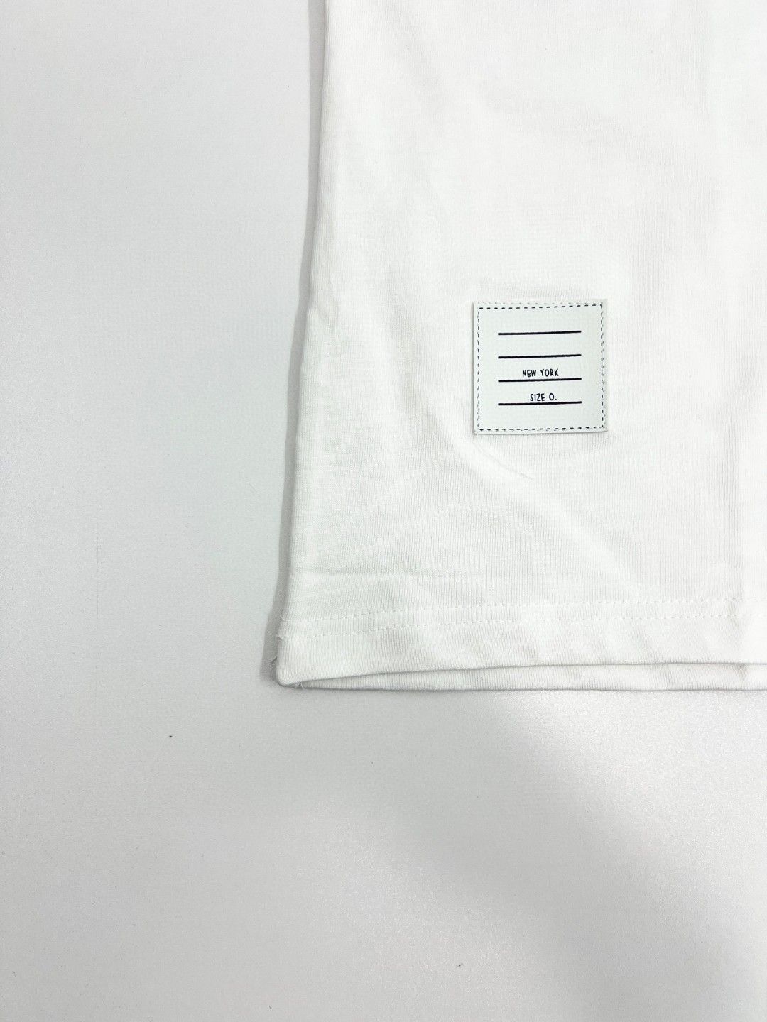 【今日特価】FENDI 25SS 刺繍 LOGO ショートスリーブ 【今日特価】FENDI 25SS 刺繍 LOGO ショートスリーブ