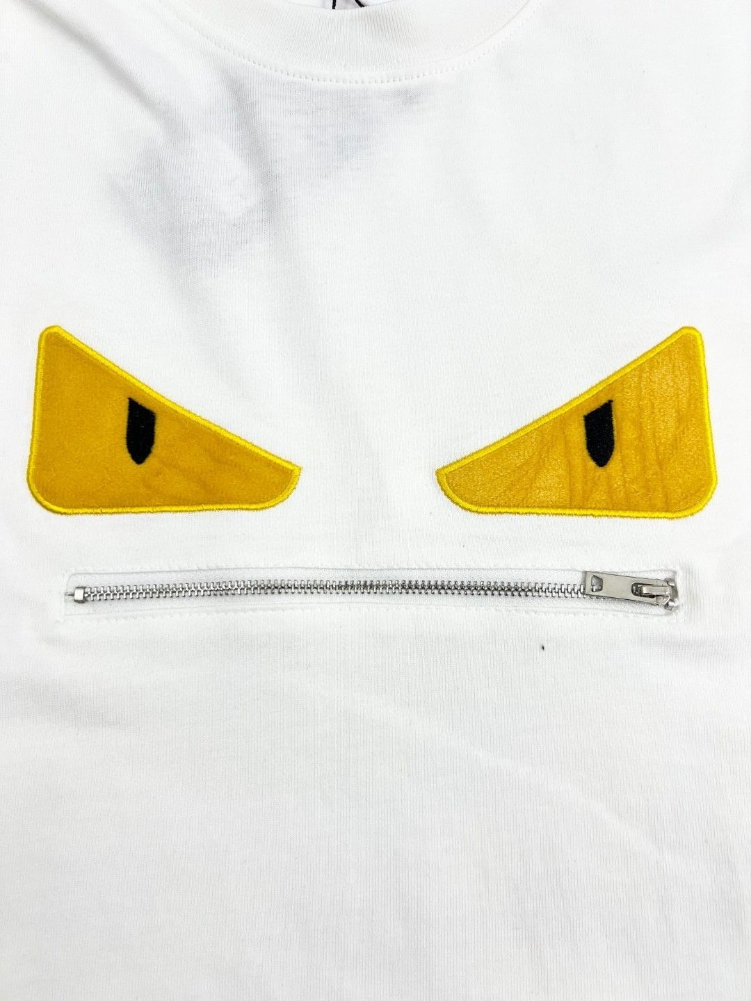 【今日特価】FENDI 25SS 刺繍 LOGO ショートスリーブ 【今日特価】FENDI 25SS 刺繍 LOGO ショートスリーブ