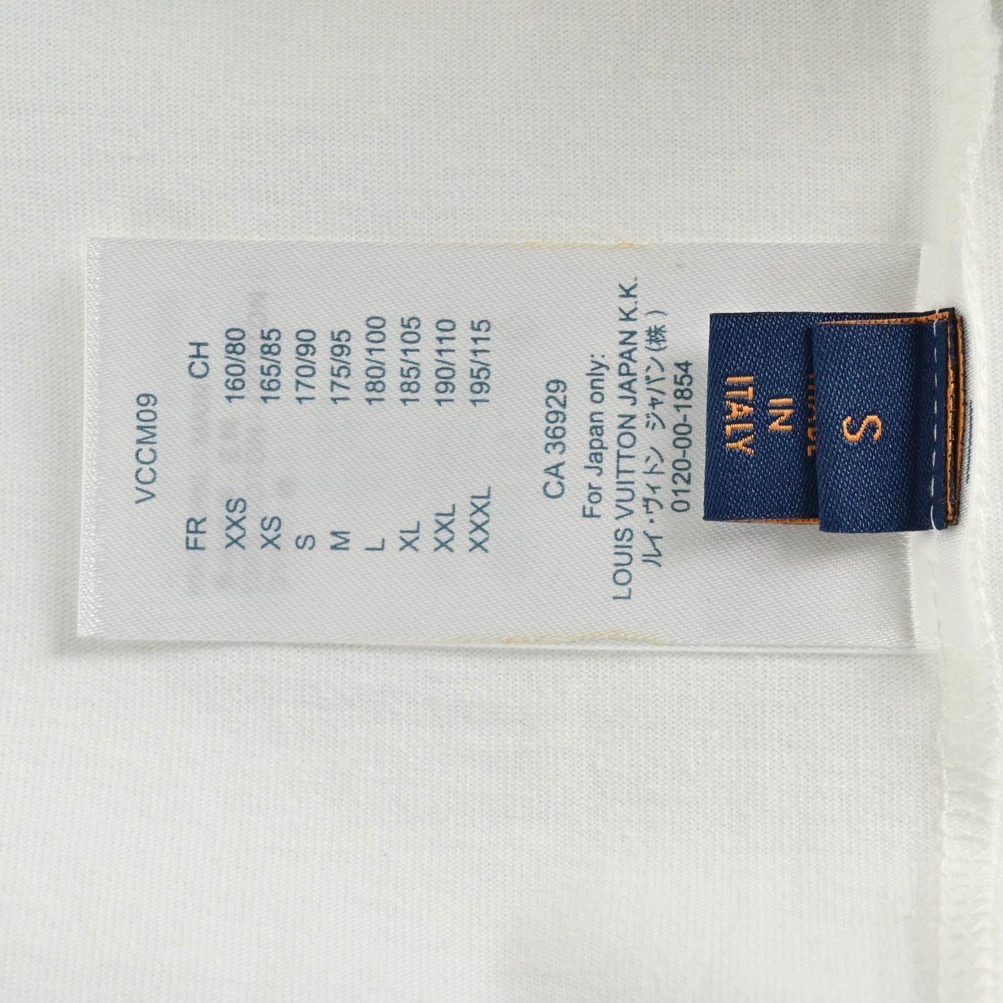 【今日特価】Louis Vuitton 25ss 地球文字ロゴ刺繍 T シャツ