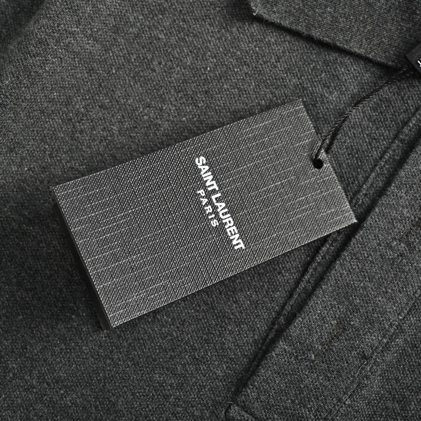 【今日特価】Saint Laurent SLP 胸元小ロゴ刺繍ポロ T シャツ 【今日特価】Saint Laurent SLP 胸元小ロゴ刺繍ポロ T シャツ