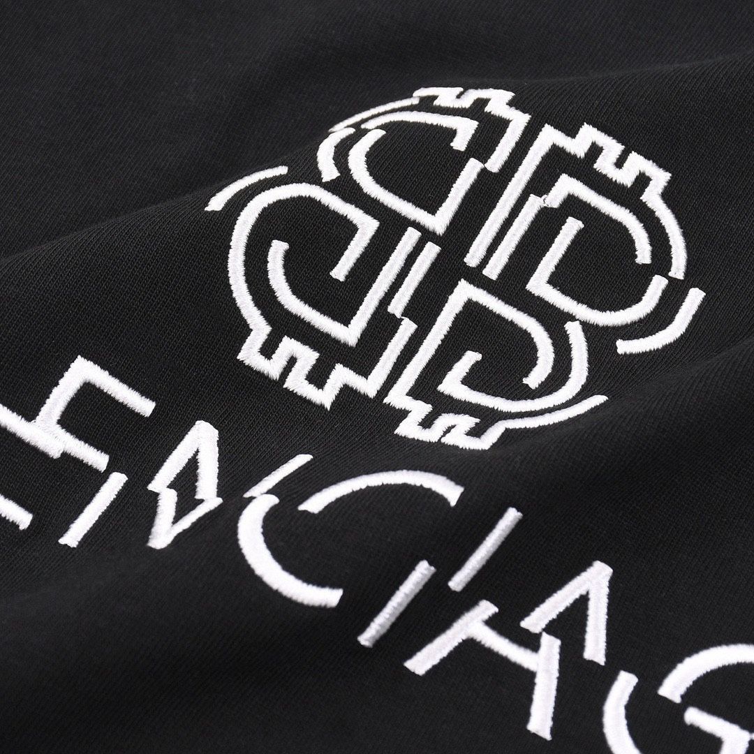 【今日特価】Balenciaga サマー 2025 オフセットロゴ刺繍 T シャツ 【今日特価】Balenciaga サマー 2025 オフセットロゴ刺繍 T シャツ