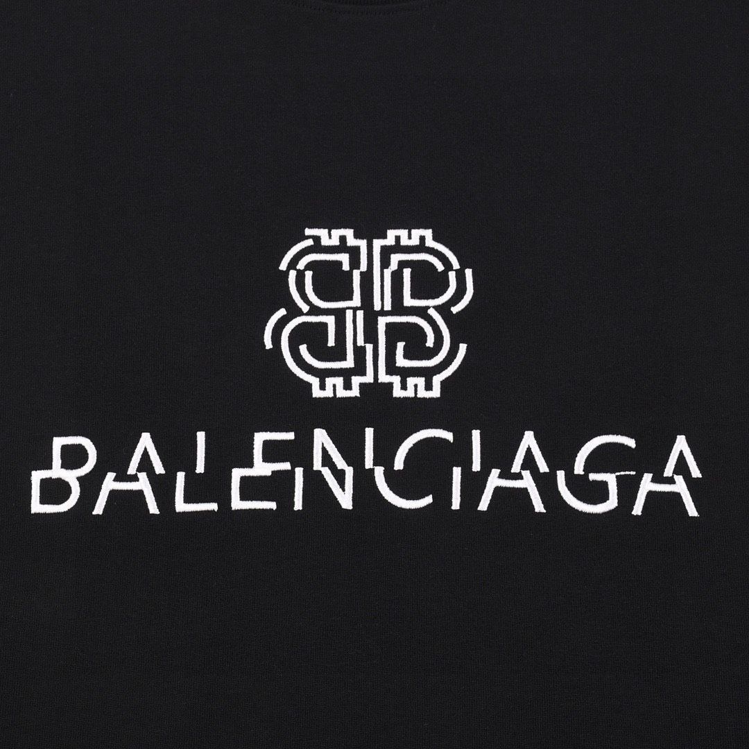 【今日特価】Balenciaga サマー 2025 オフセットロゴ刺繍 T シャツ 【今日特価】Balenciaga サマー 2025 オフセットロゴ刺繍 T シャツ