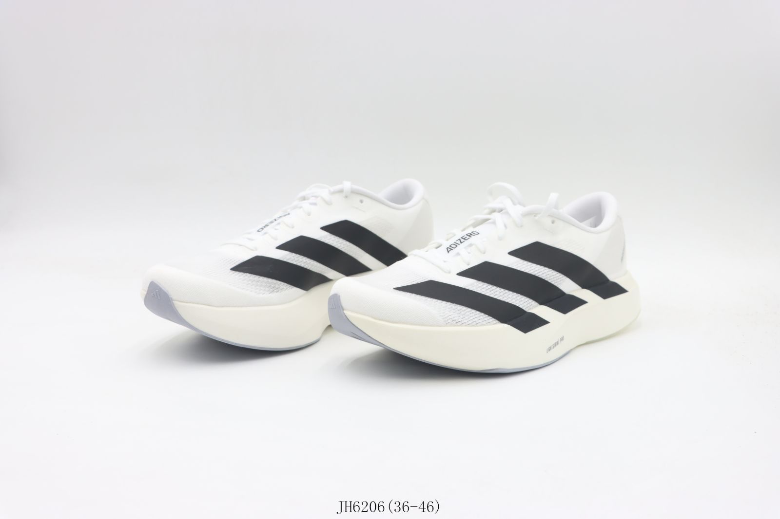 【今日特価】Adidas アディダス ランニングシューズ JH6206 ホワイトブラック 【今日特価】Adidas アディダス ランニングシューズ JH6206 ホワイトブラック