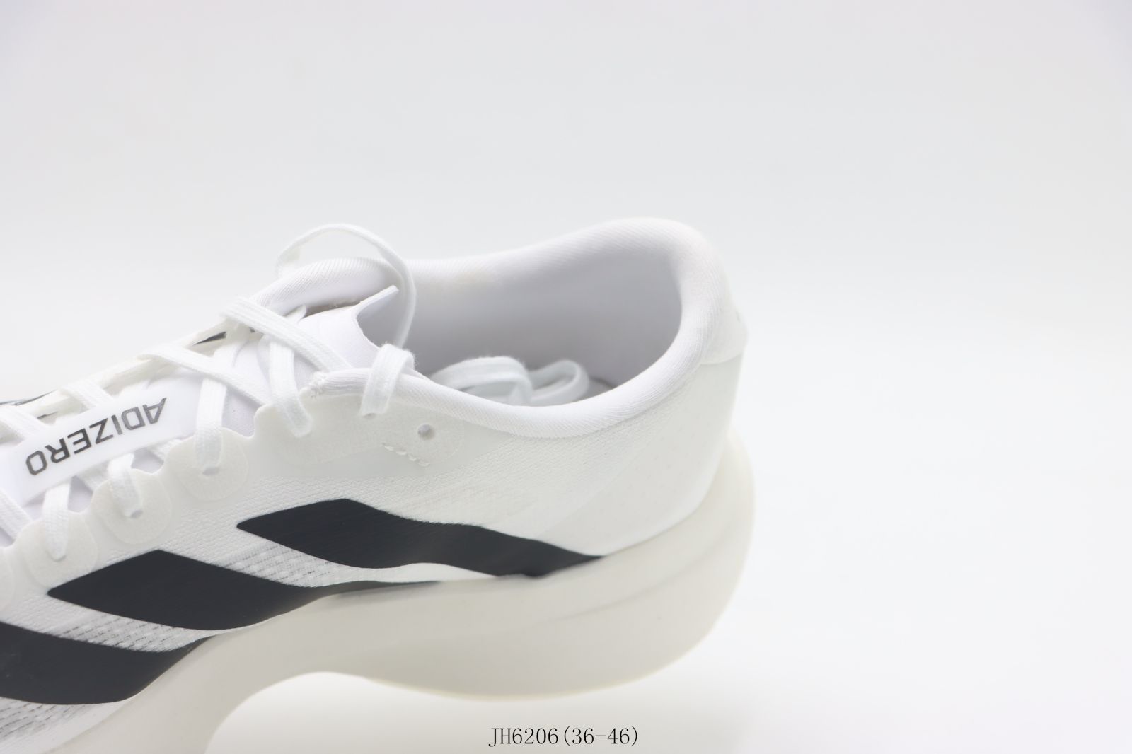 【今日特価】Adidas アディダス ランニングシューズ JH6206 ホワイトブラック 【今日特価】Adidas アディダス ランニングシューズ JH6206 ホワイトブラック