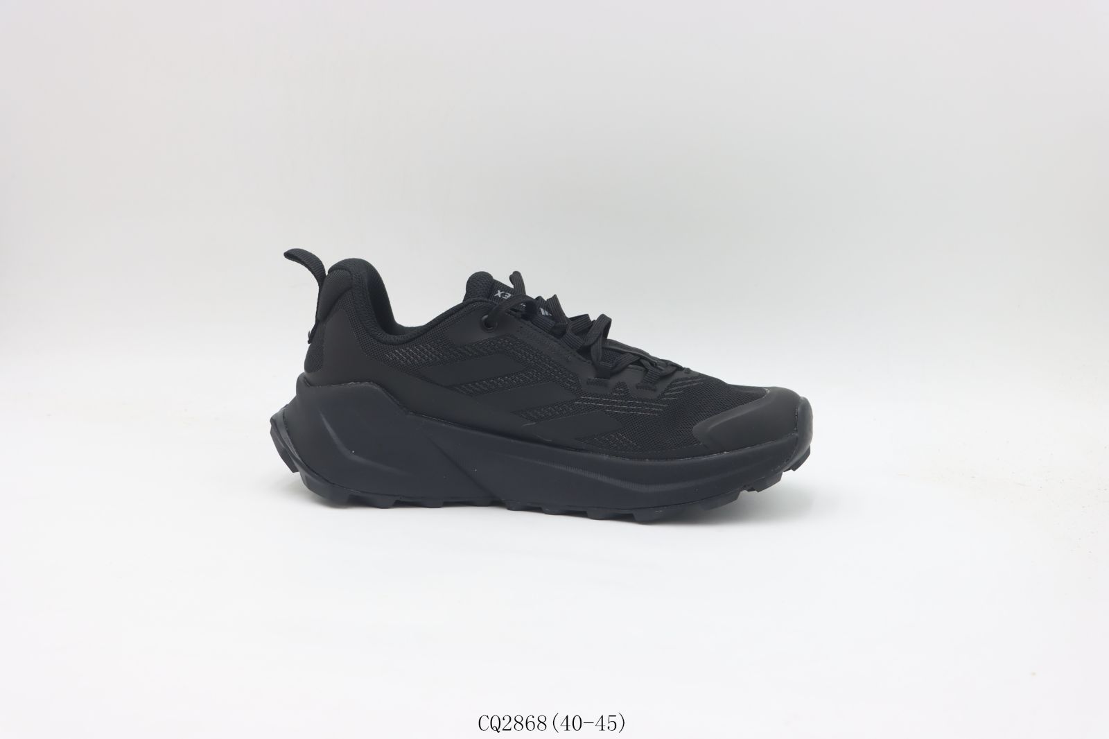 【今日特価】Adidas アディダス スポーツシューズ CQ2868 ブラック 【今日特価】Adidas アディダス スポーツシューズ CQ2868 ブラック