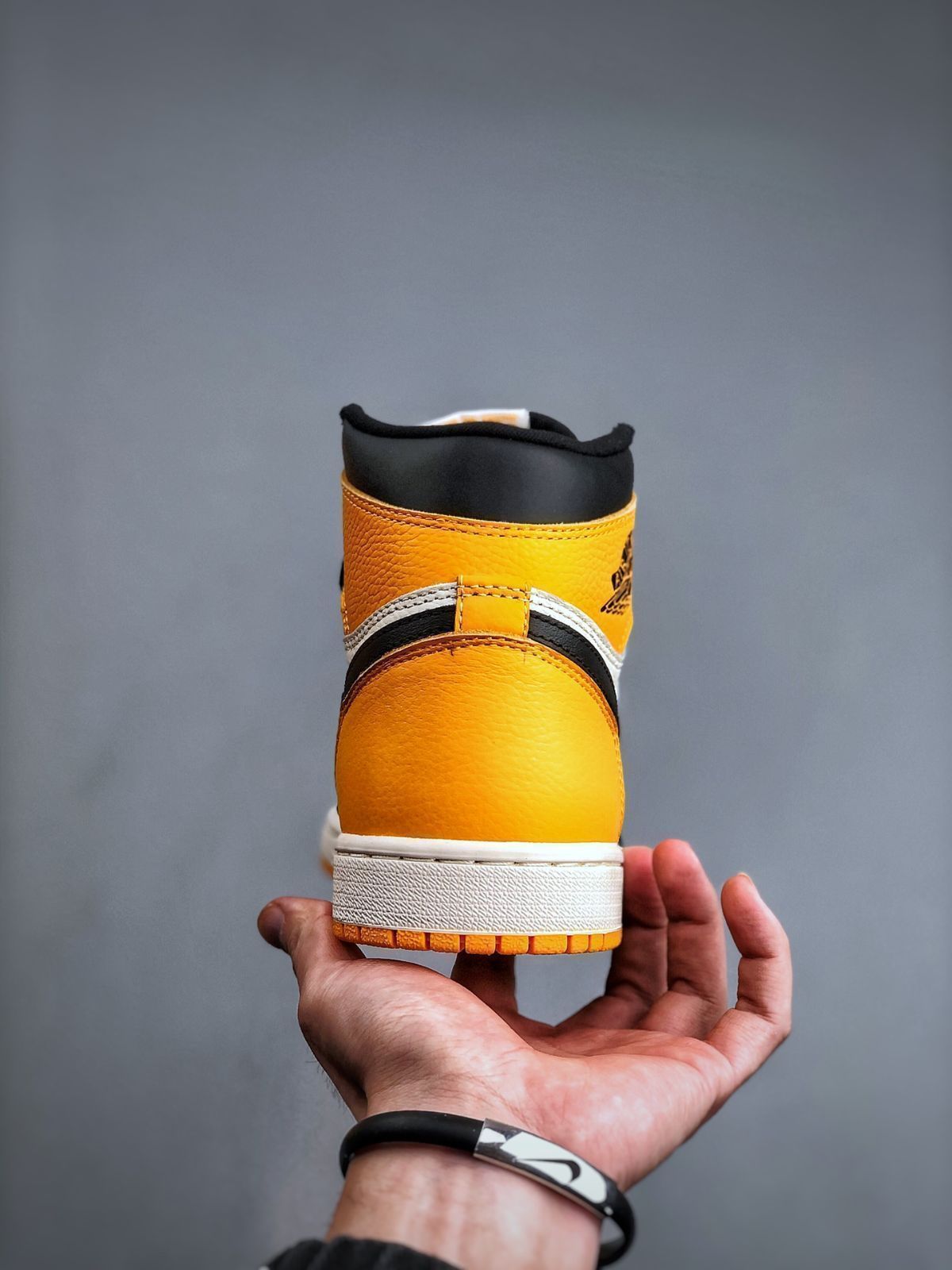 ナイキ スニーカー Air Jordan 1 High OG Yellow Toe AJ1 メンズ レディース
