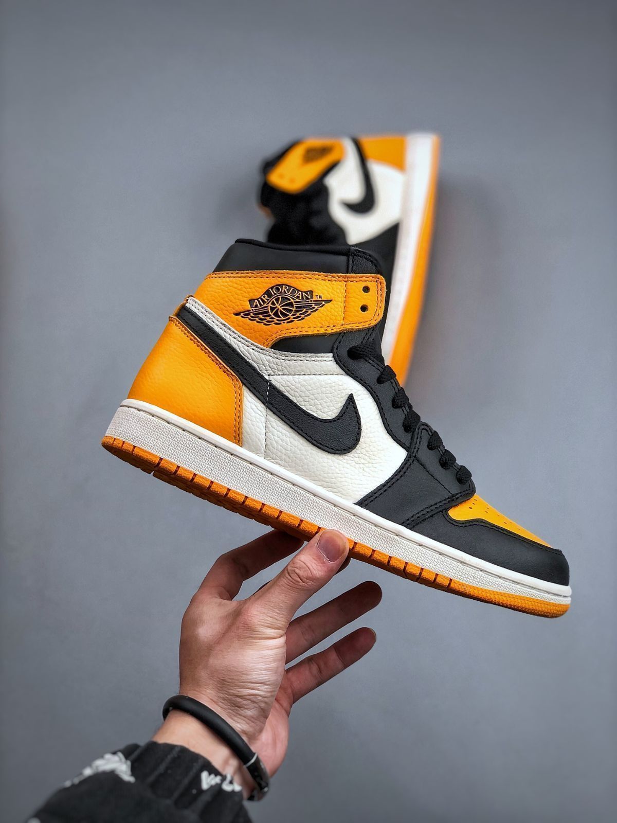 ナイキ スニーカー Air Jordan 1 High OG Yellow Toe AJ1 メンズ レディース