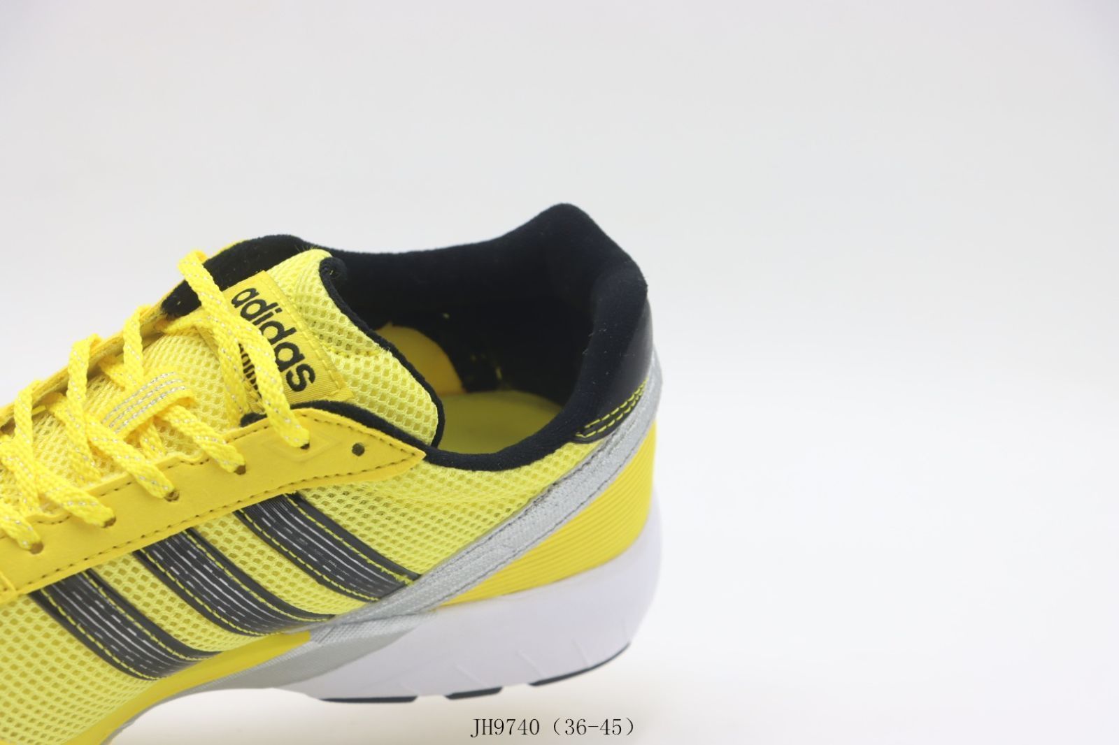 【今日特価】アディダス スポーツシューズ JH9740 イエローブラック 【今日特価】アディダス スポーツシューズ JH9740 イエローブラック