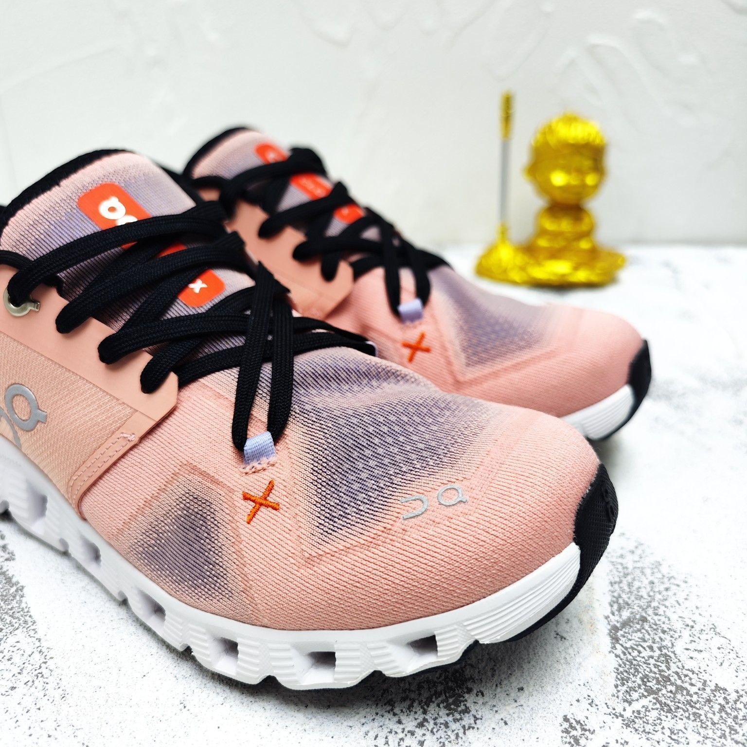 On Cloud X3 Sneakers オン クラウドX3 ジョギング スポーツ トレーニング ランニングシューズ メンズ レディース スニーカー タウンユース 新品 未使用 ピンク On Cloud X3 Sneakers オン クラウドX3 ジョギング スポーツ トレーニング ランニングシューズ メンズ レディース スニーカー タウンユース 新品 未使用 ピンク