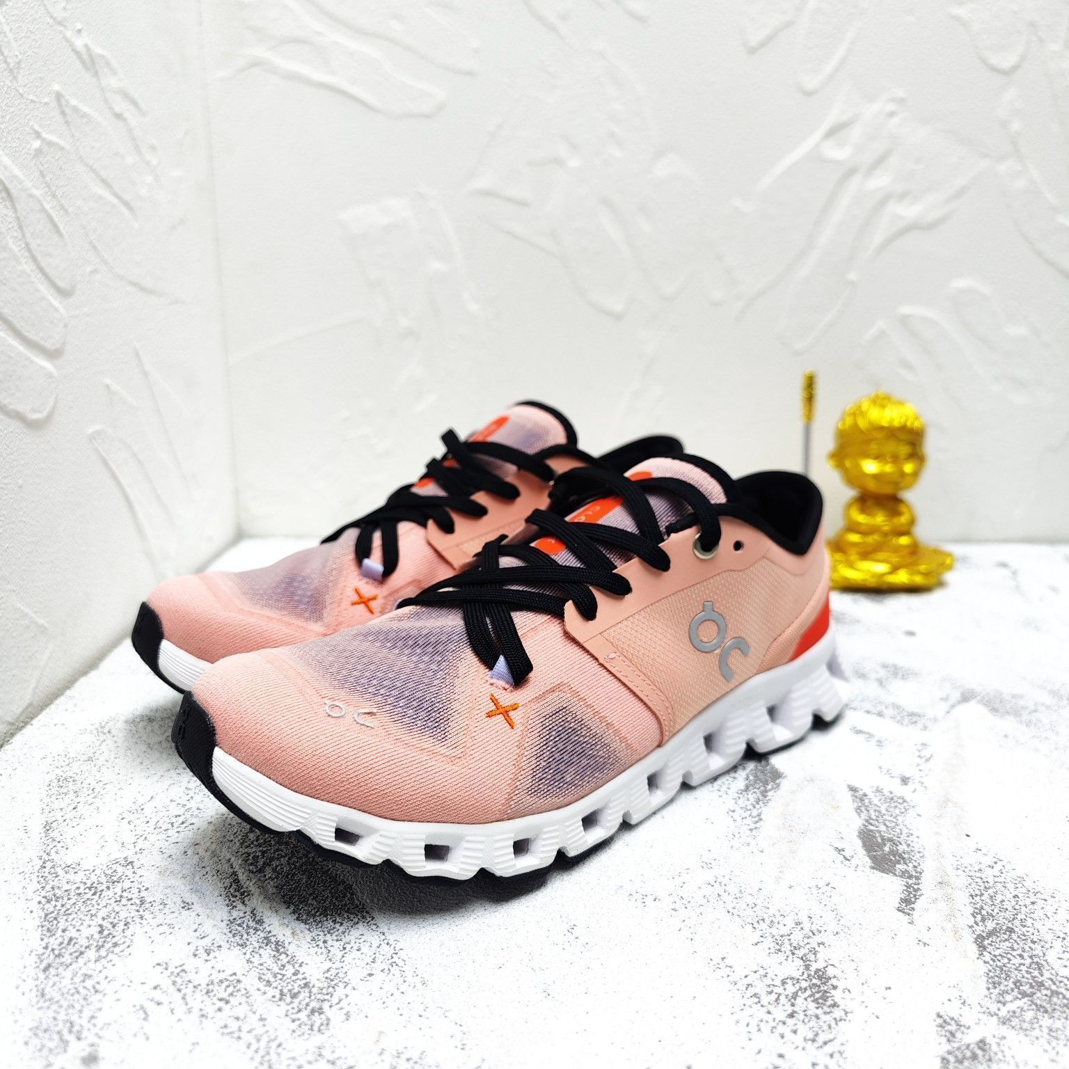 On Cloud X3 Sneakers オン クラウドX3 ジョギング スポーツ トレーニング ランニングシューズ メンズ レディース スニーカー タウンユース 新品 未使用 ピンク On Cloud X3 Sneakers オン クラウドX3 ジョギング スポーツ トレーニング ランニングシューズ メンズ レディース スニーカー タウンユース 新品 未使用 ピンク