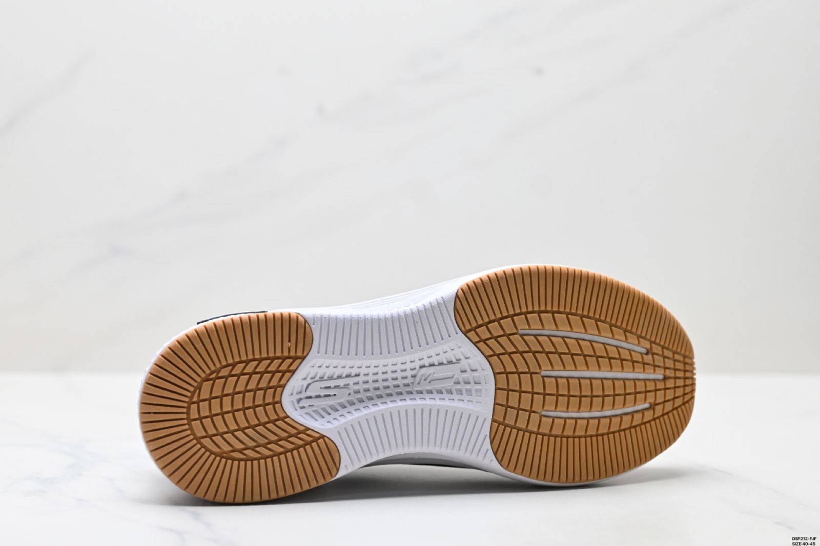 【今日特価】Skechers スケッチャーズ 夏用メンズ スリップオン ウォーキングシューズ レジャースニーカー 送料無料 在庫限定セール価格! 【今日特価】Skechers スケッチャーズ 夏用メンズ スリップオン ウォーキングシューズ レジャースニーカー 送料無料 在庫限定セール価格!