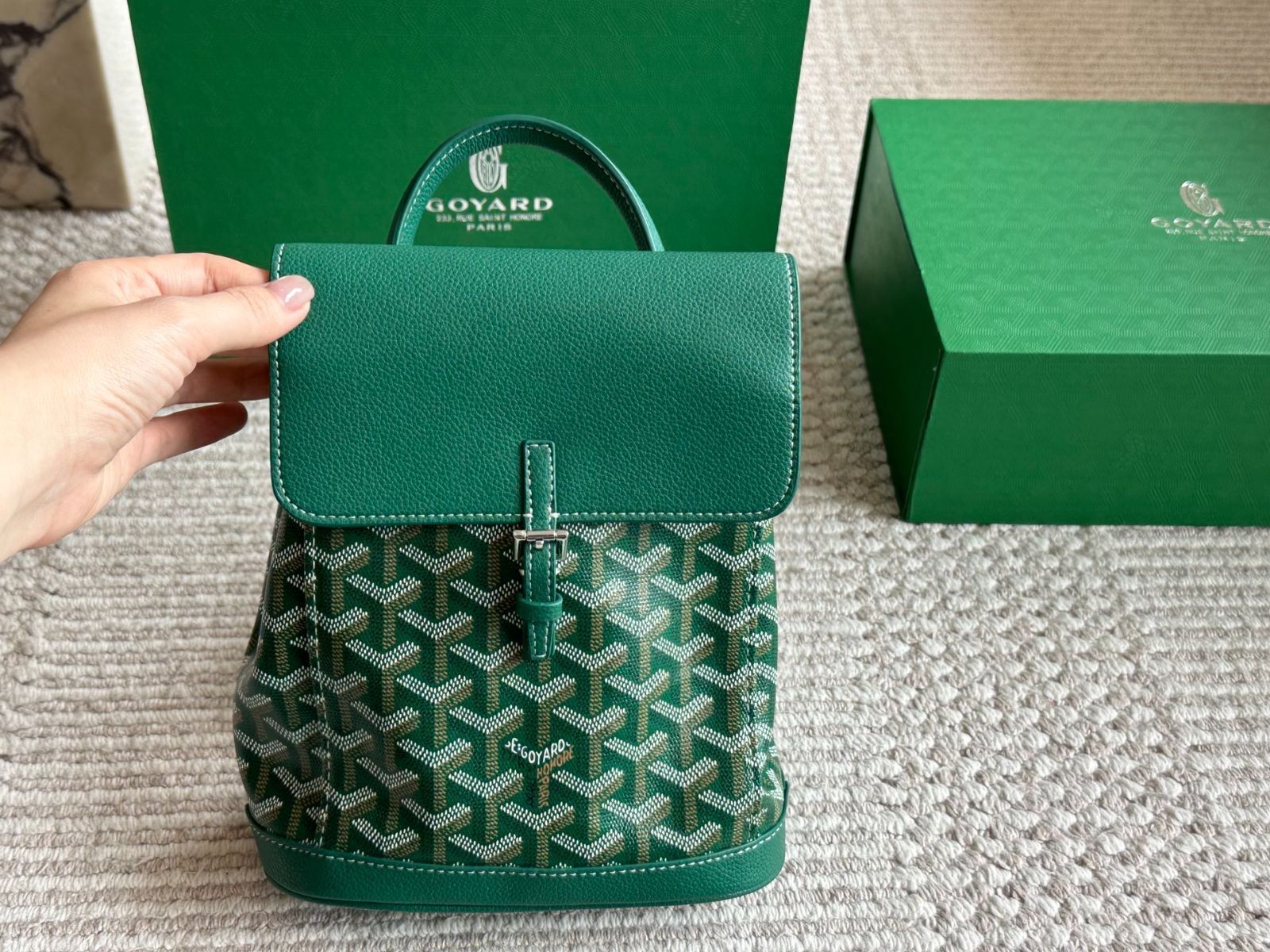 【今日特価】Alpin mini Goyard ゴヤード ミニ両肩バッグ 20×23cm ～長く愛用できるレジャースタイル～