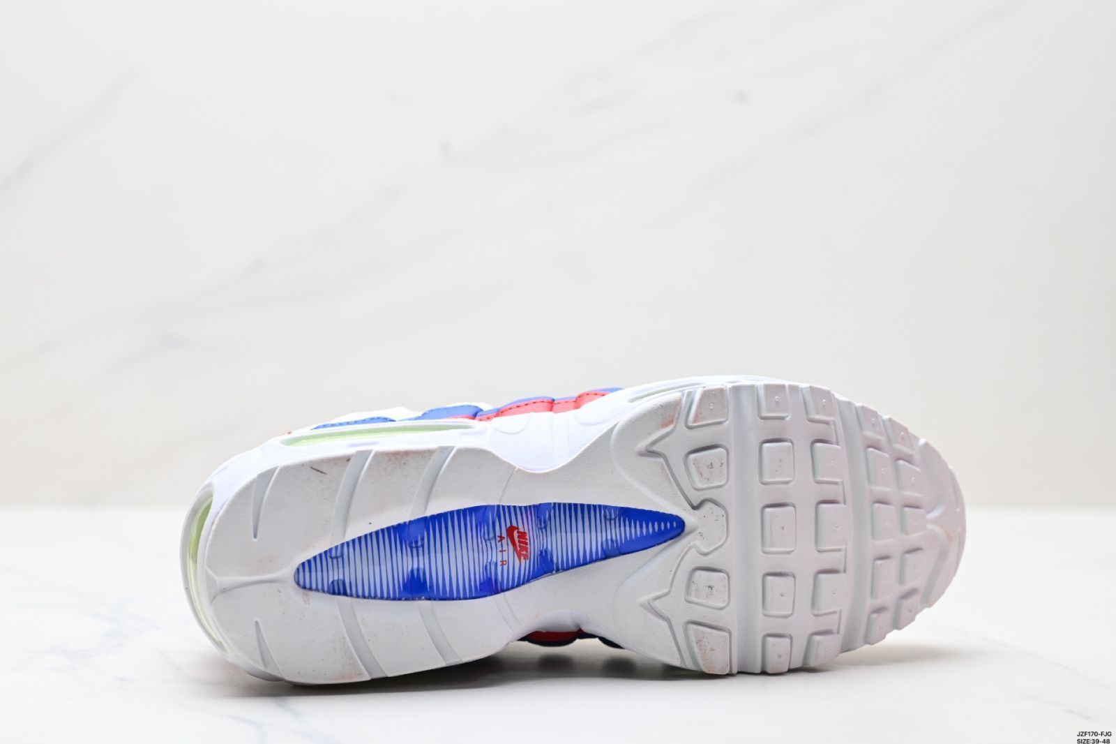【今日特価】NIKE AIR MAX 95 TT 送料無料 在庫限定セール価格! 【今日特価】NIKE AIR MAX 95 TT 送料無料 在庫限定セール価格!