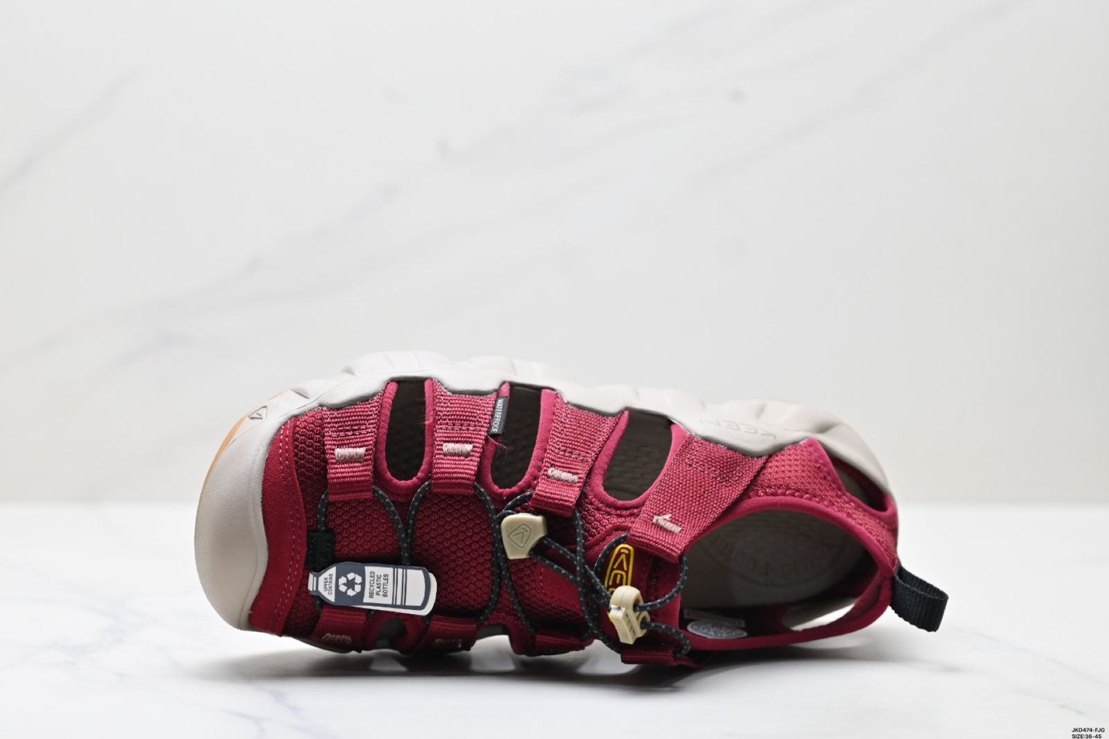 【今日特価】KEEN Newport H2 アウトドア・レジャー用 ローカットスポーツサンダル 送料無料 在庫限定セール価格！