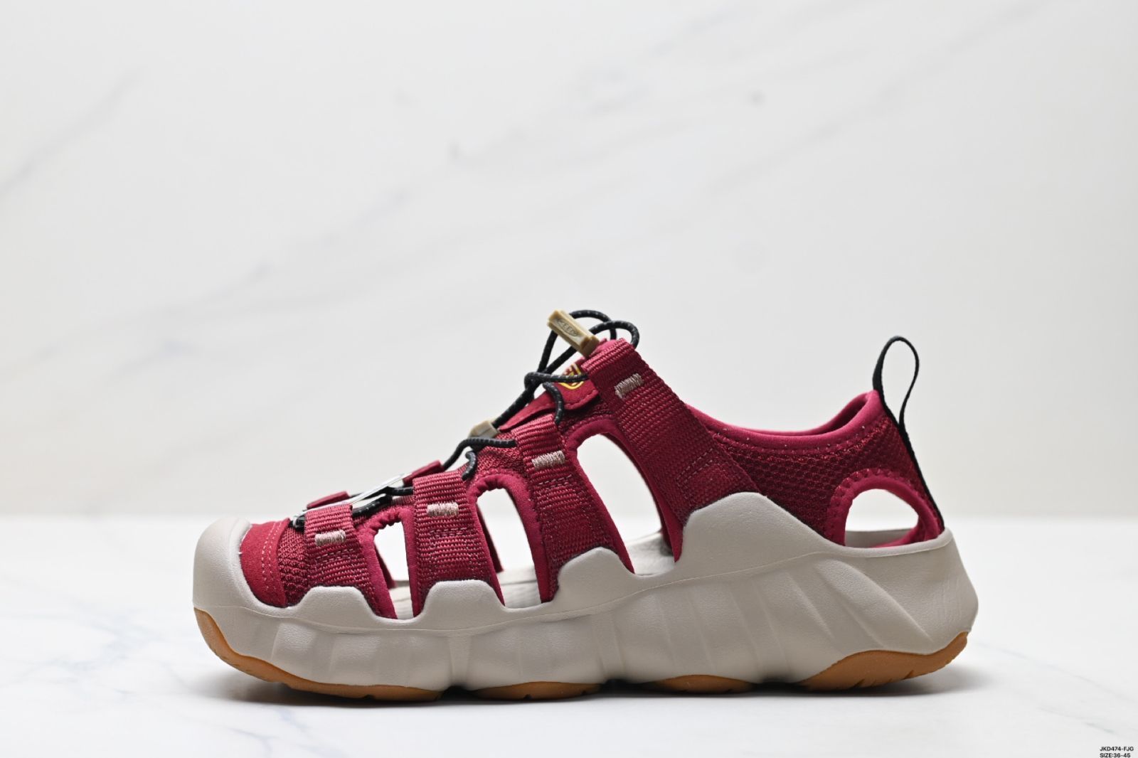 【今日特価】KEEN Newport H2 アウトドア・レジャー用 ローカットスポーツサンダル 送料無料 在庫限定セール価格！