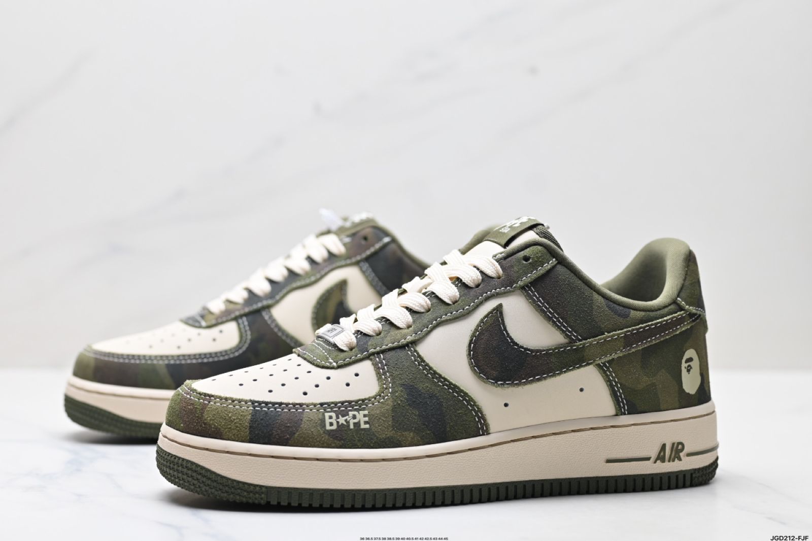 【今日特価】NIKE AIR FORCE 1‘07 原型?・原型紙による正統ロートップエアフォースモデル 輸入向けチャンネル専用 全掌内蔵蜂窩クッション 【今日特価】NIKE AIR FORCE 1‘07 原型?・原型紙による正統ロートップエアフォースモデル 輸入向けチャンネル専用 全掌内蔵蜂窩クッション