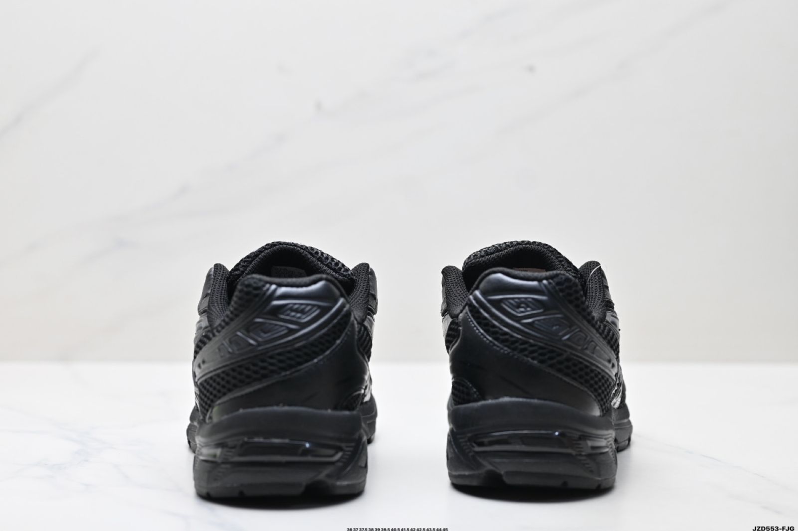 【今日特価】ASICS アシックス 新モデル男女兼用ランニングシューズ GEL-1130 レトロデザイン クッション・通気性優れたスポーツカジュアルシューズ！