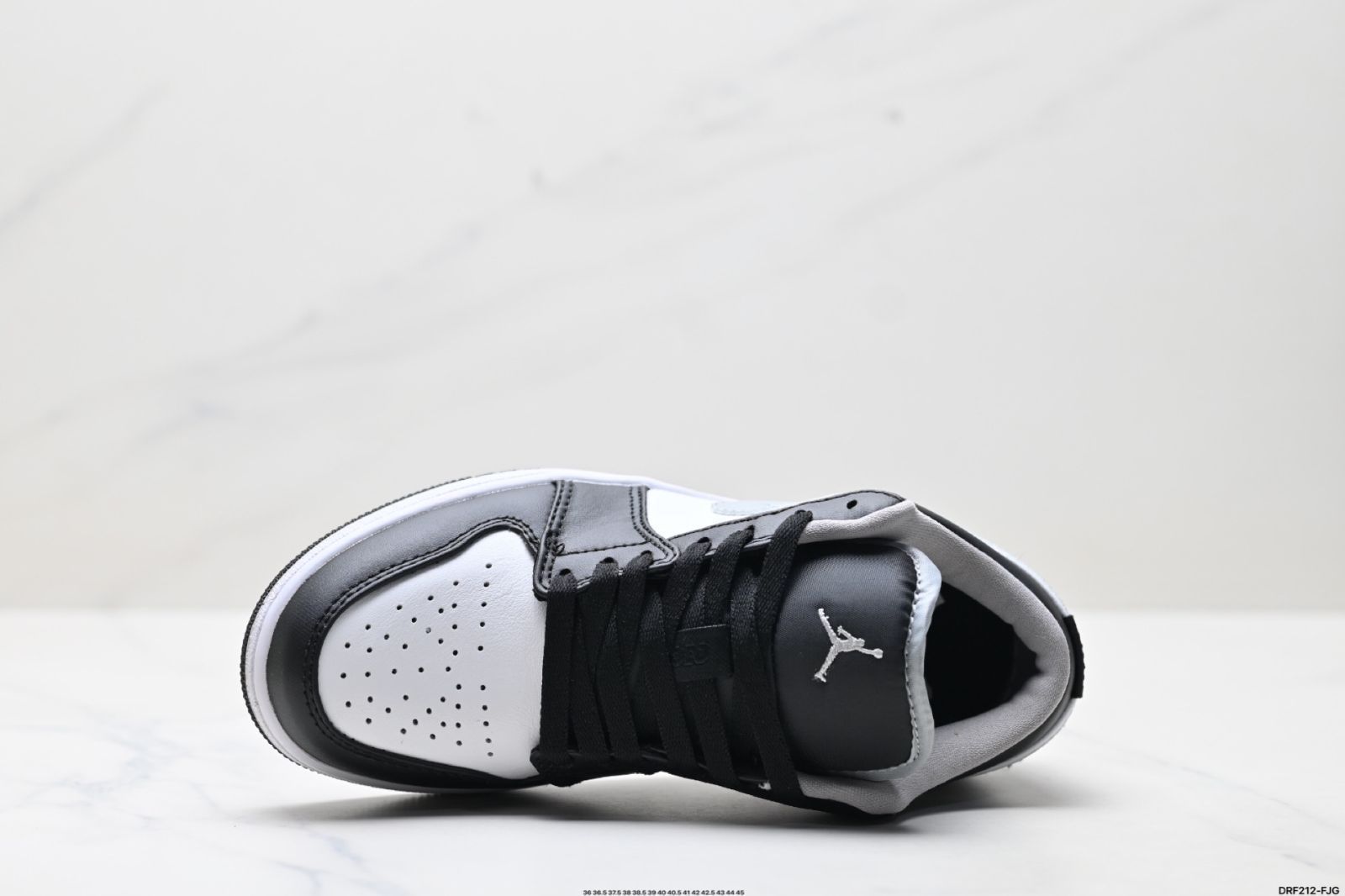 【今日特価】Nike Air Jordan 1 Low 送料無料 在庫限定セール価格! 【今日特価】Nike Air Jordan 1 Low 送料無料 在庫限定セール価格!