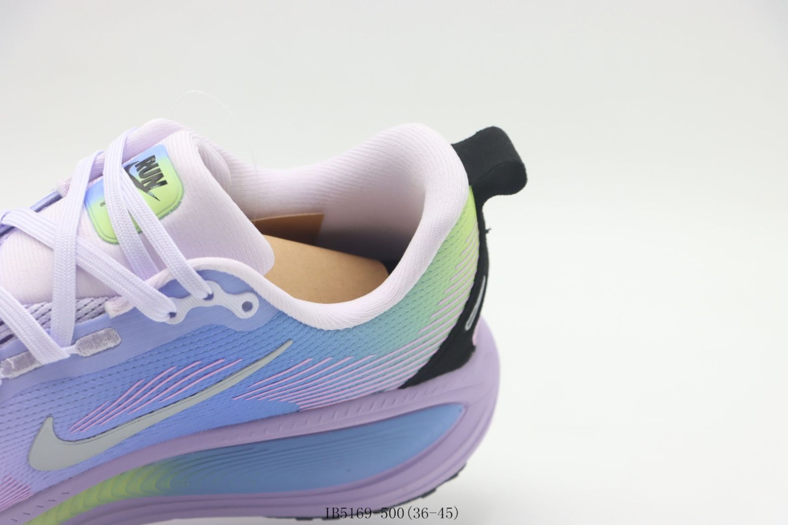 【今日特価】Nike ナイキ ランニングシューズ ピンクパープルグラデーション IB5169-500