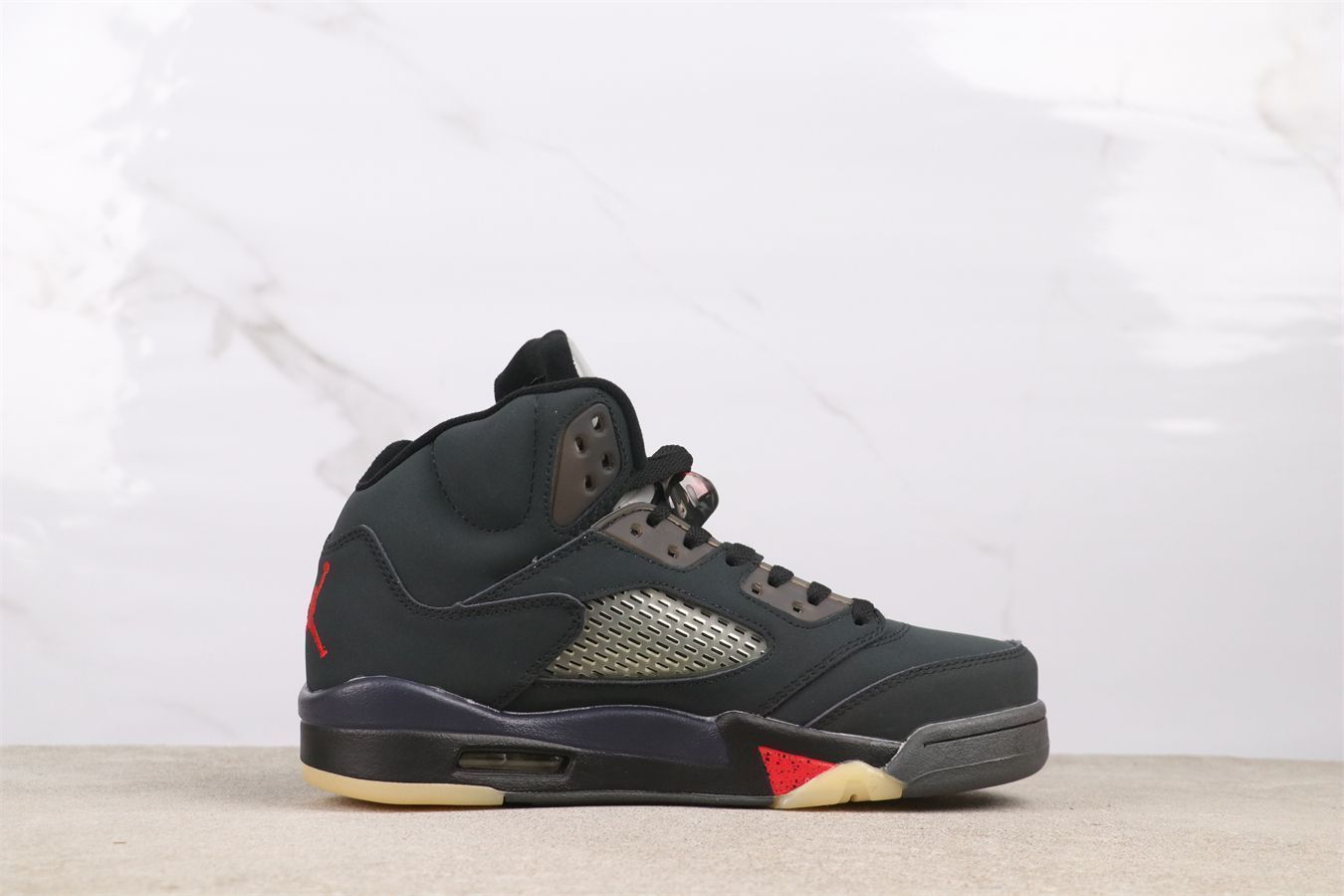 【今日特価】Air Jordan エアジョーダン AJ5 エアジョーダン 5 Gore - Tex ゴアテックス DR0092 - 001