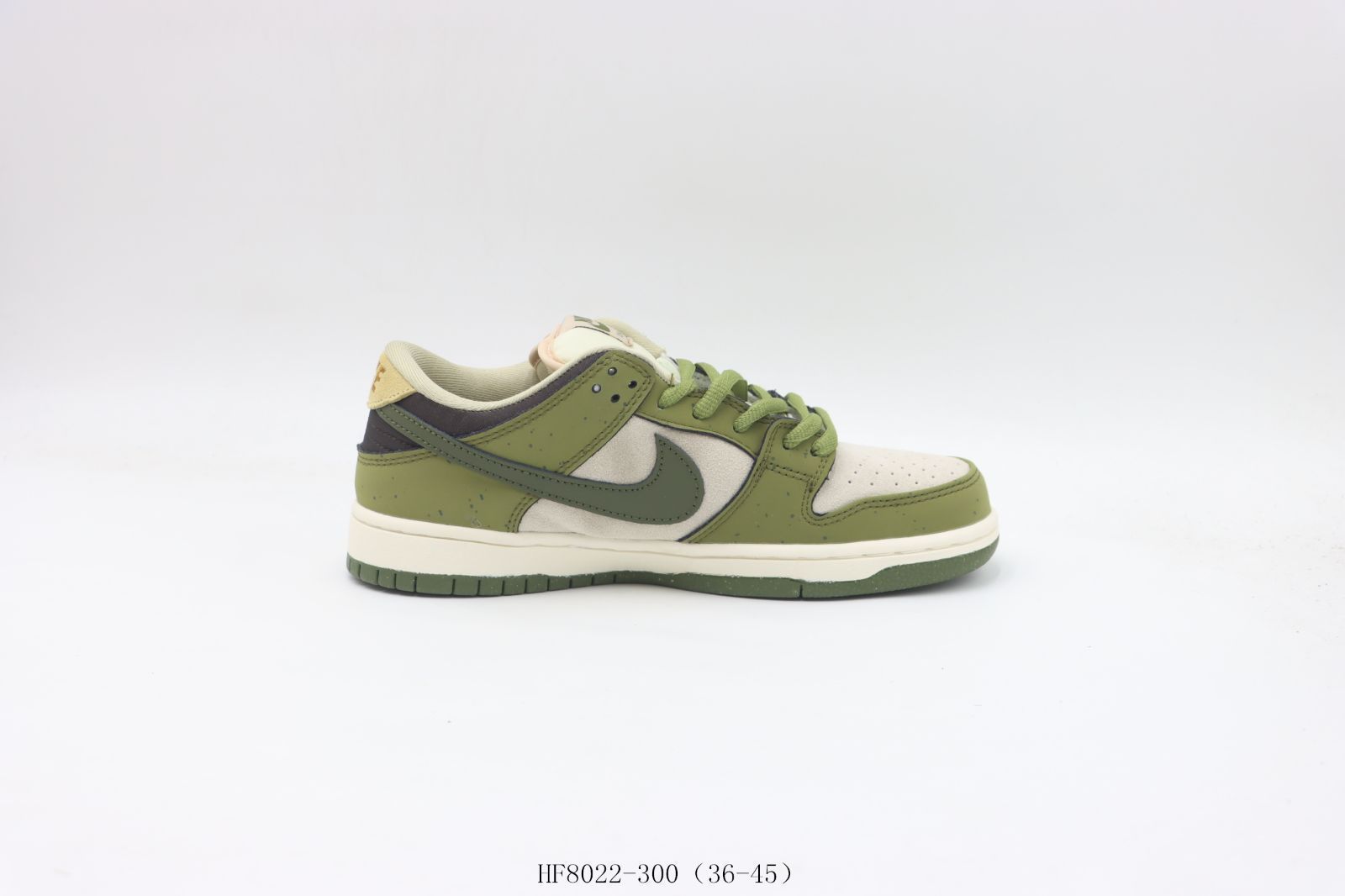 【今日特価】Nike ナイキ ダンクロートップ スケートシューズ グリーン HF8022 - 300 【今日特価】Nike ナイキ ダンクロートップ スケートシューズ グリーン HF8022 - 300