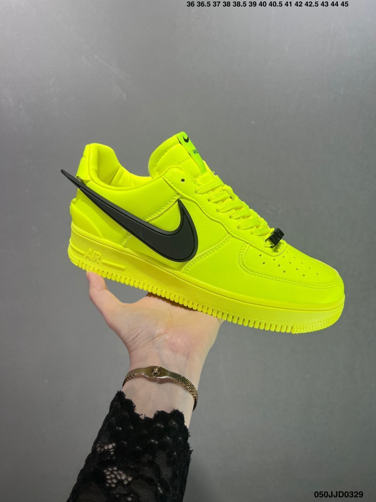 全新未使用AMBUSH x Air Force 1 Low SP DV3464-001 全新未使用AMBUSH x Air Force 1 Low SP DV3464-001