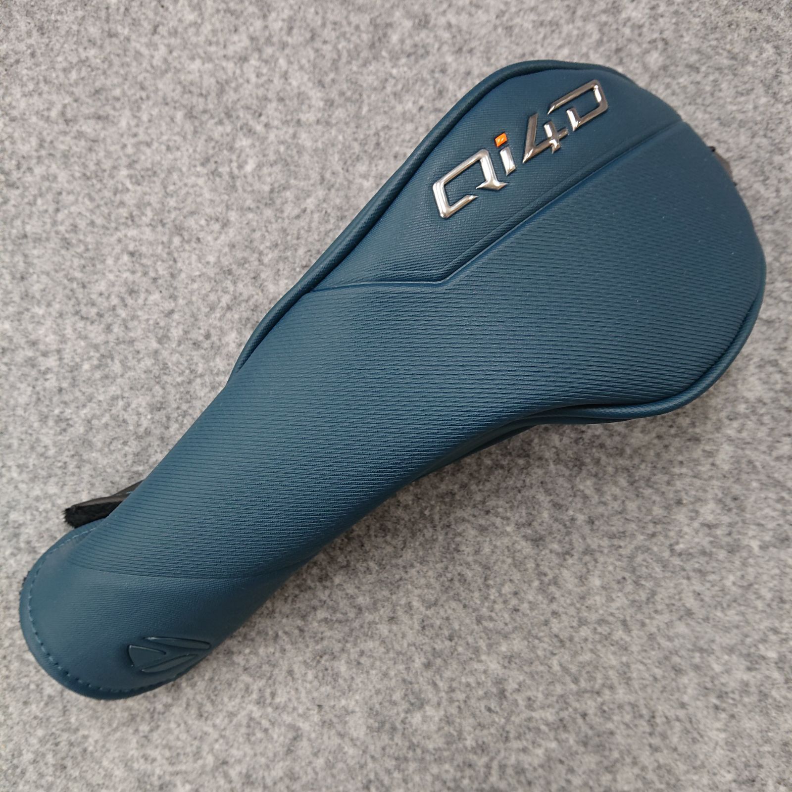 超美品！ テーラーメイド Qi4D フェアウェイウッド用 ヘッドカバー